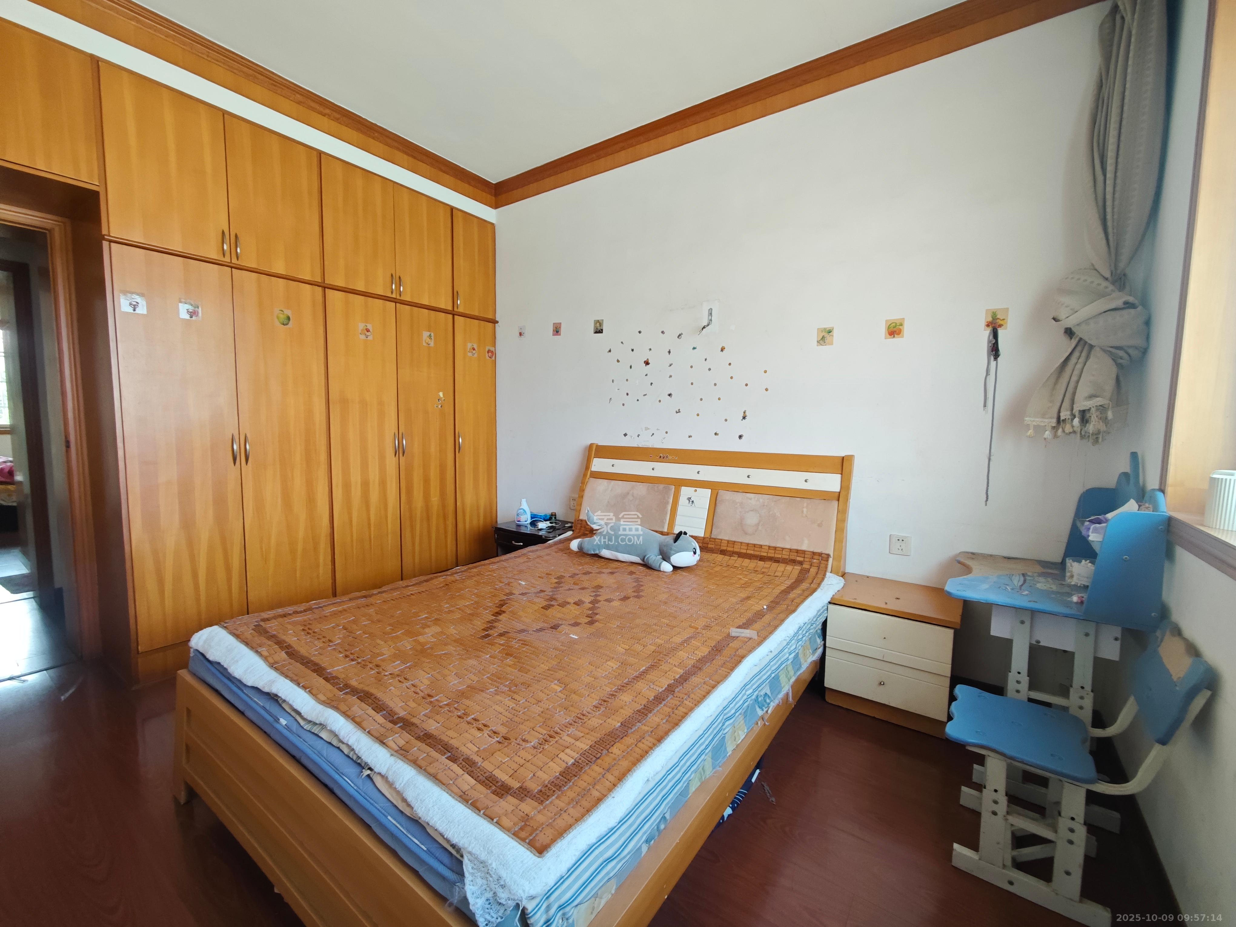 星沙工商银行宿舍 3室2厅2卫 1580.0元/月 星沙工商银行宿舍 3室2厅2卫 1580.0元/月室内图