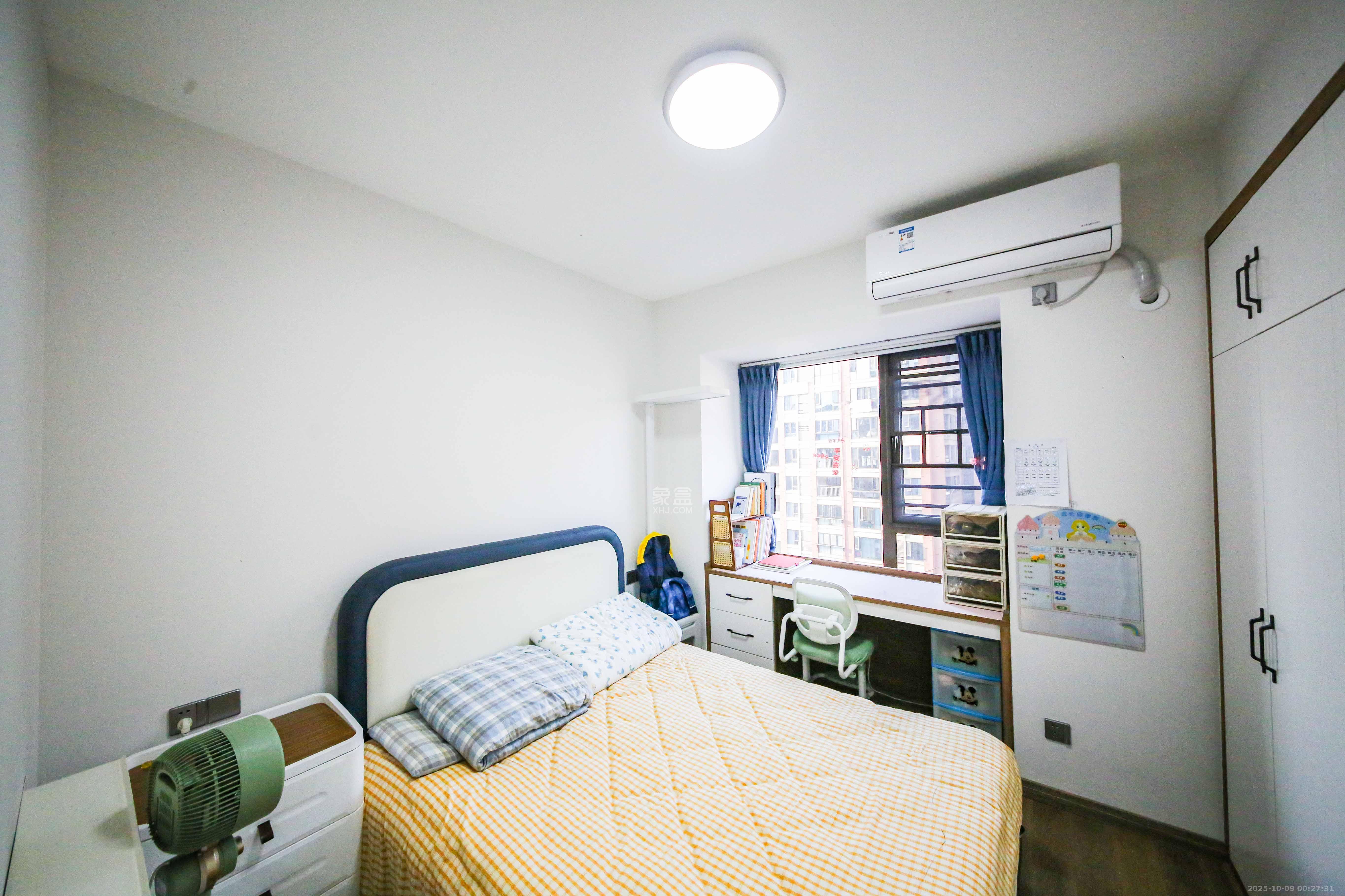 鑫远翡丽郡(鑫远翡丽雅苑) 4室2厅2卫 200.0万 鑫远翡丽郡(鑫远翡丽雅苑) 4室2厅2卫 200.0万卧室