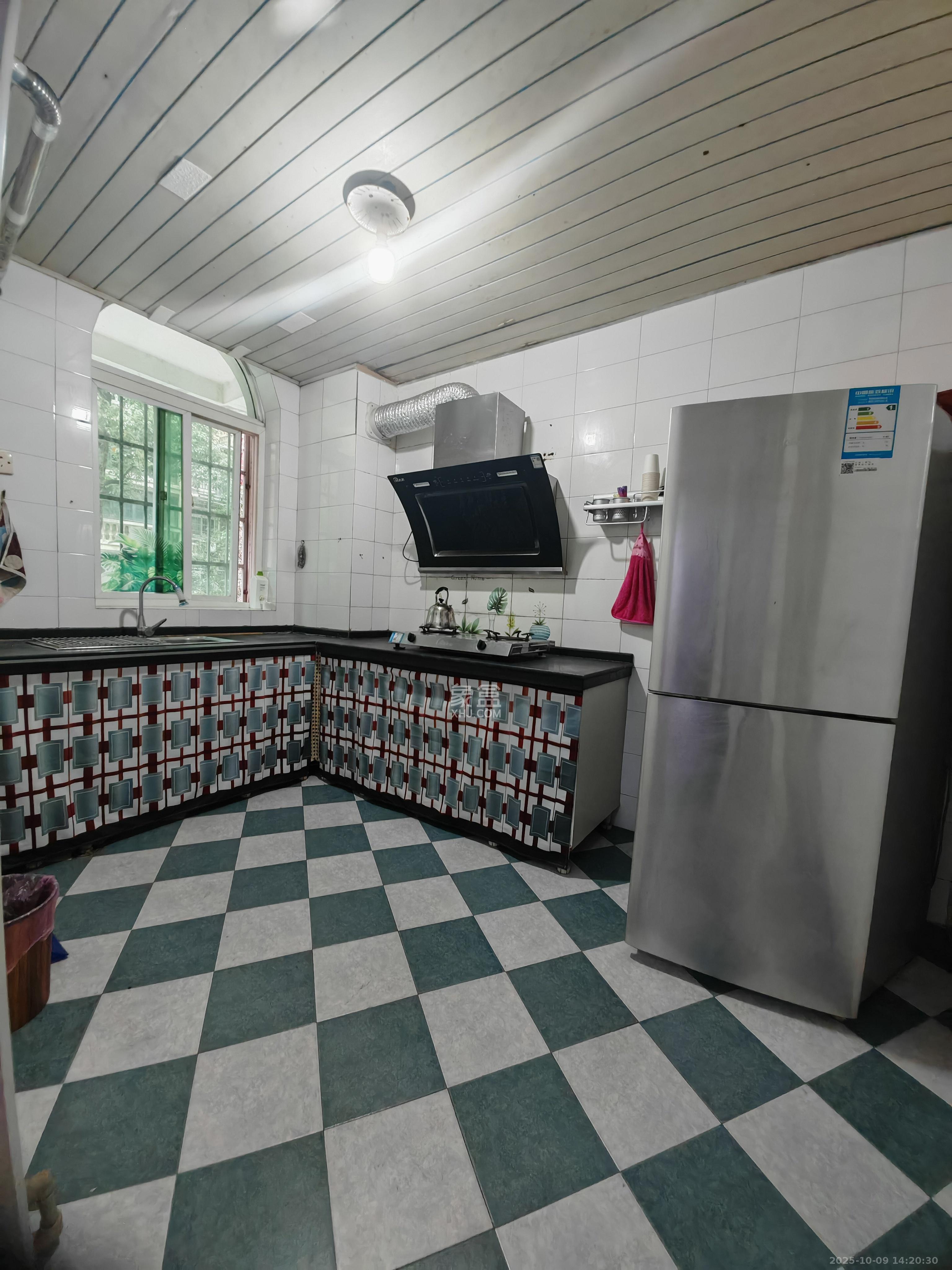 名都花园 3室2厅2卫 2500.0元/月 名都花园 3室2厅2卫 2500.0元/月室内图