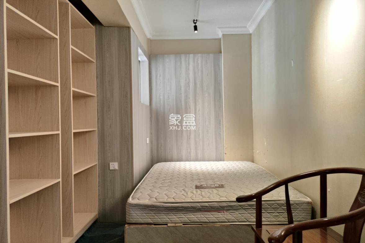 汇锦名城 5室2厅2卫 4800.0元/月 汇锦名城 5室2厅2卫 4800.0元/月室内图