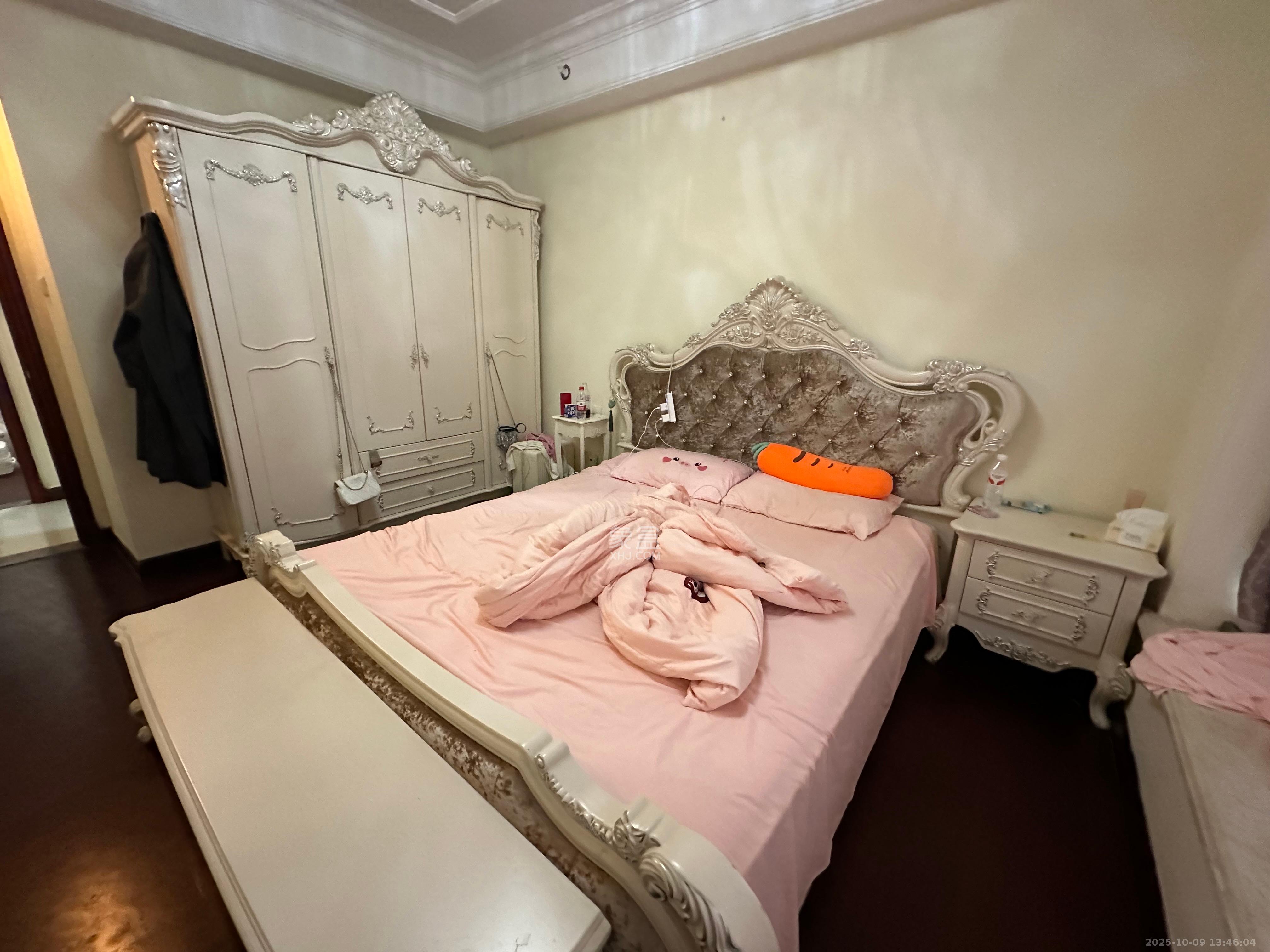 恒大华府  2室2厅1卫    1600.0元/月室内图