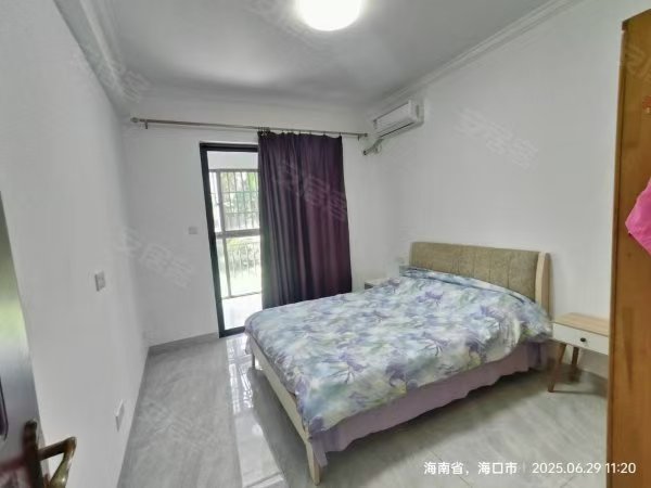 绿地城逸园 3室2厅2卫 110.0万 绿地城逸园 3室2厅2卫 110.0万客厅