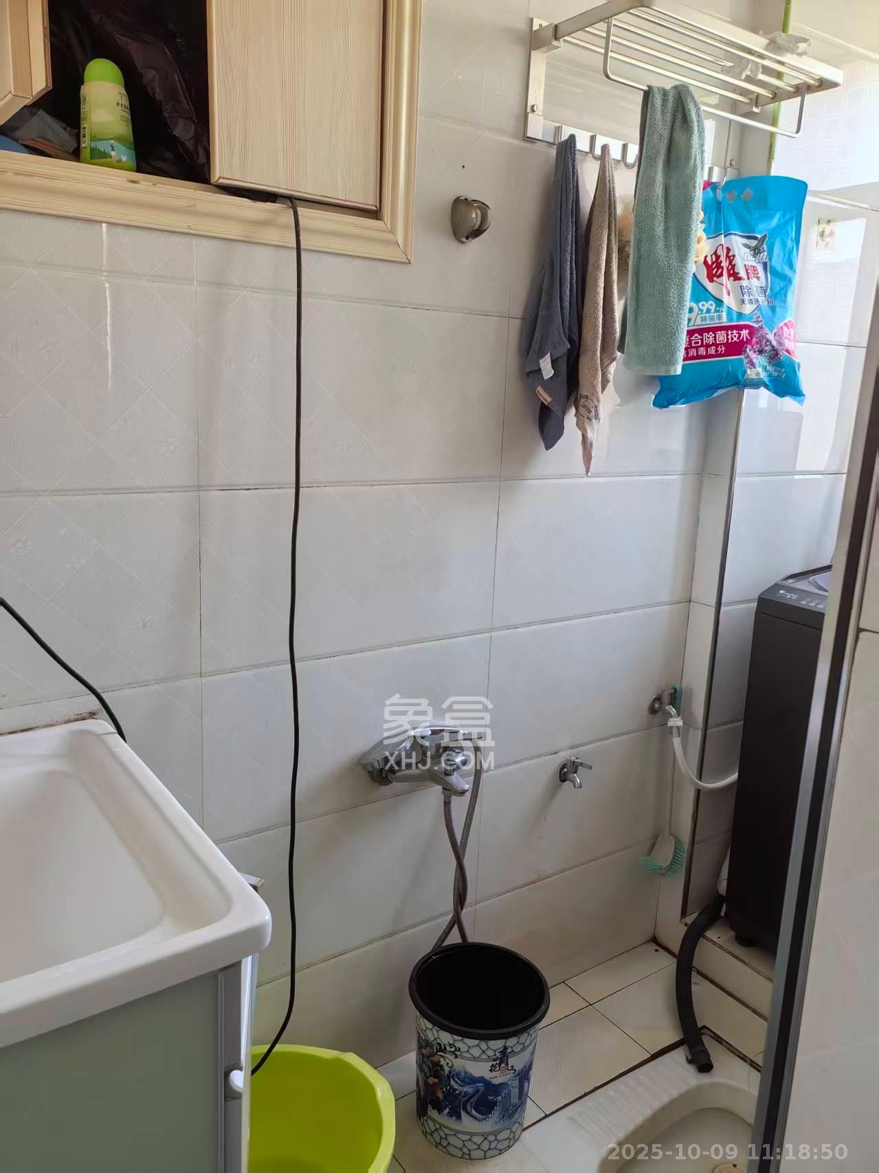 南园小区  2室1厅1卫    1500.0元/月 南园小区  2室1厅1卫    1500.0元/月室内图