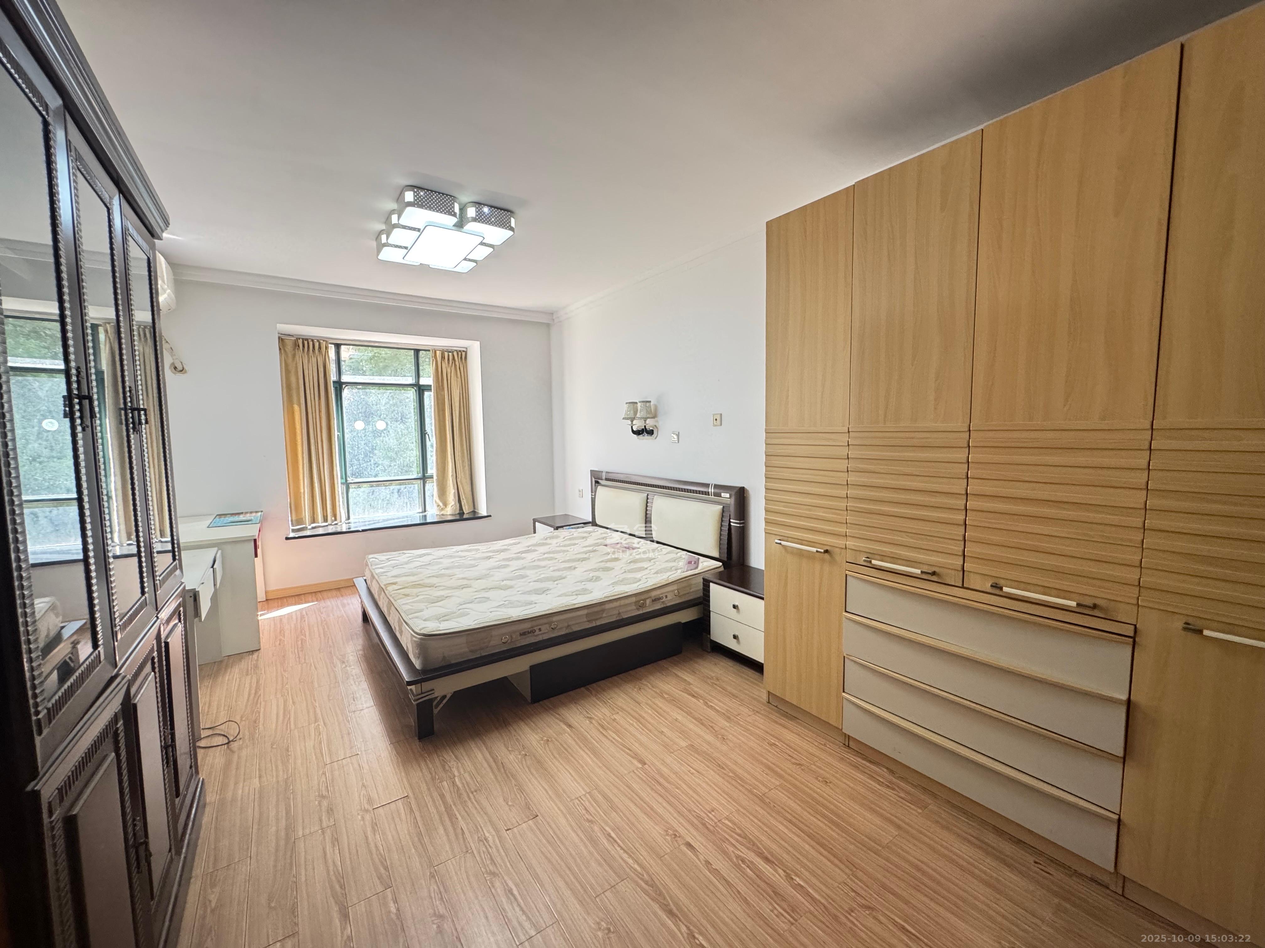 世嘉国际华城  2室2厅2卫    2600.0元/月室内图