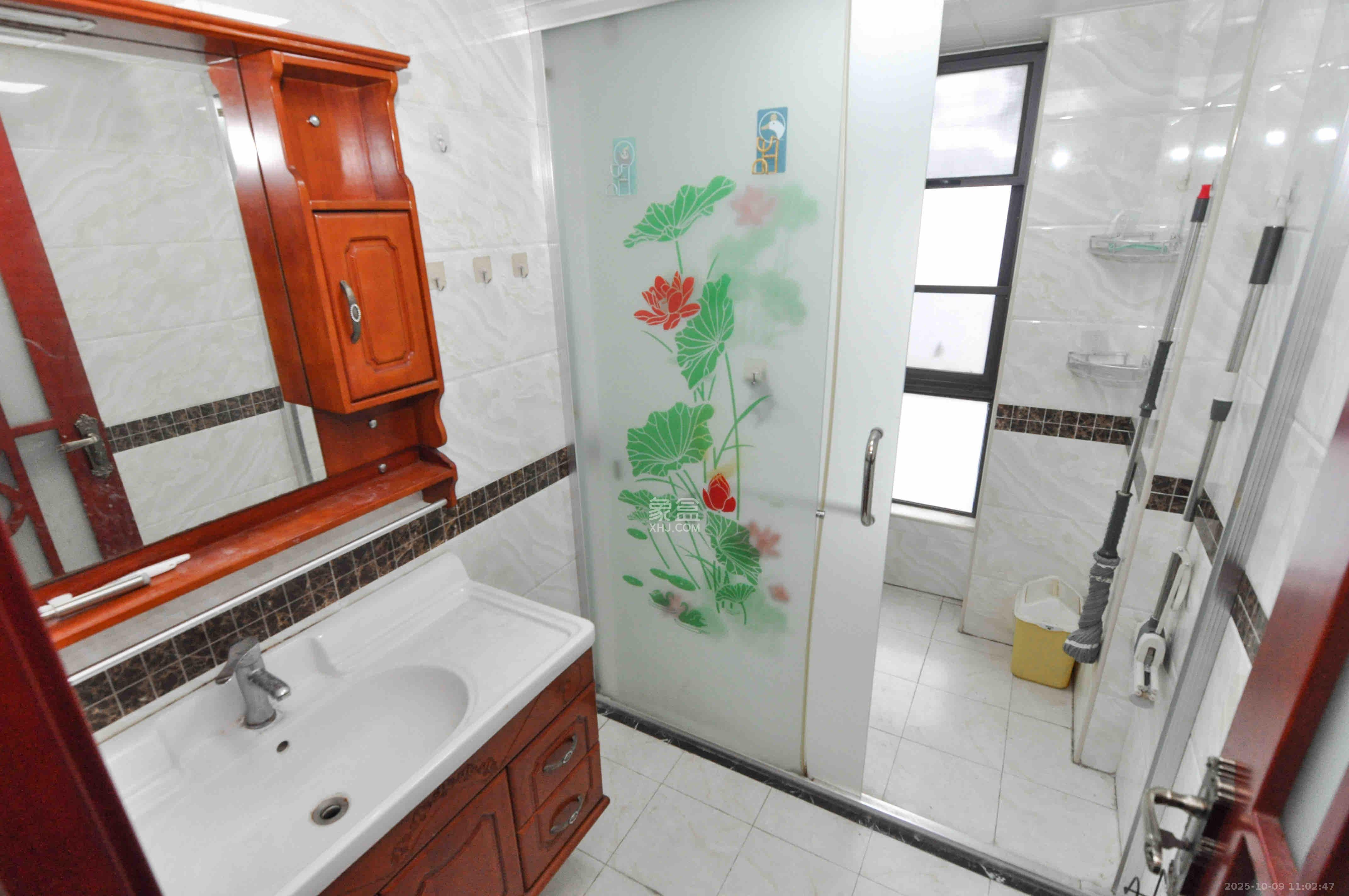 时代倾城三期  2室2厅1卫    1600.0元/月