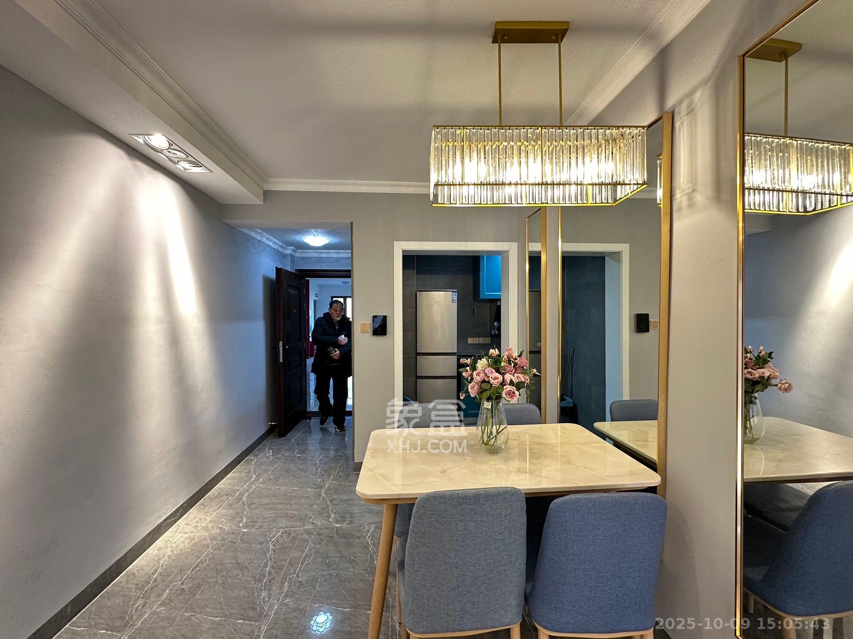 中欣楚天熙苑  2室1厅1卫    3200.0元/月 中欣楚天熙苑  2室1厅1卫    3200.0元/月室内图