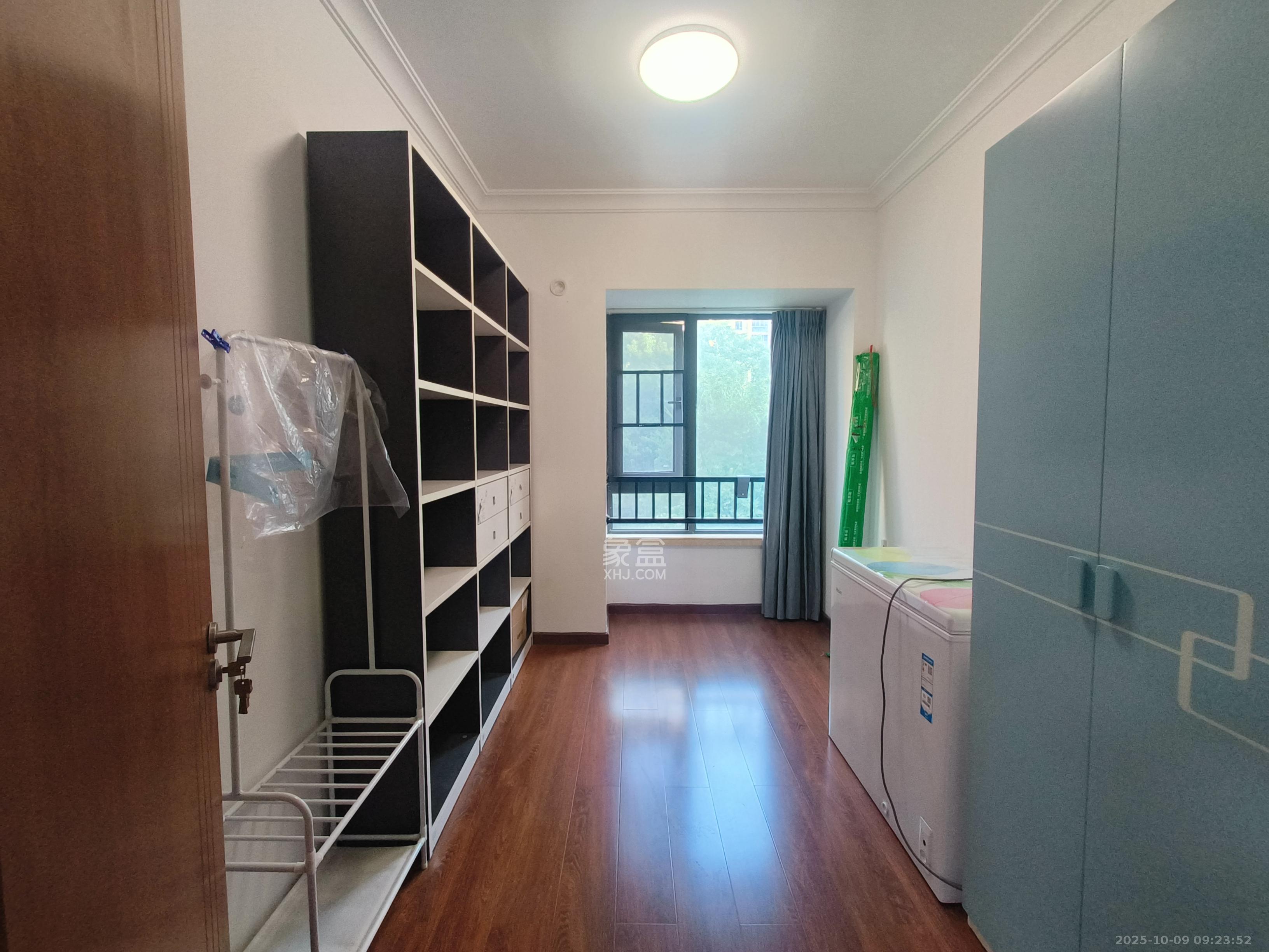 珠江好世界 4室2厅2卫 3600.0元/月 珠江好世界 4室2厅2卫 3600.0元/月室内图