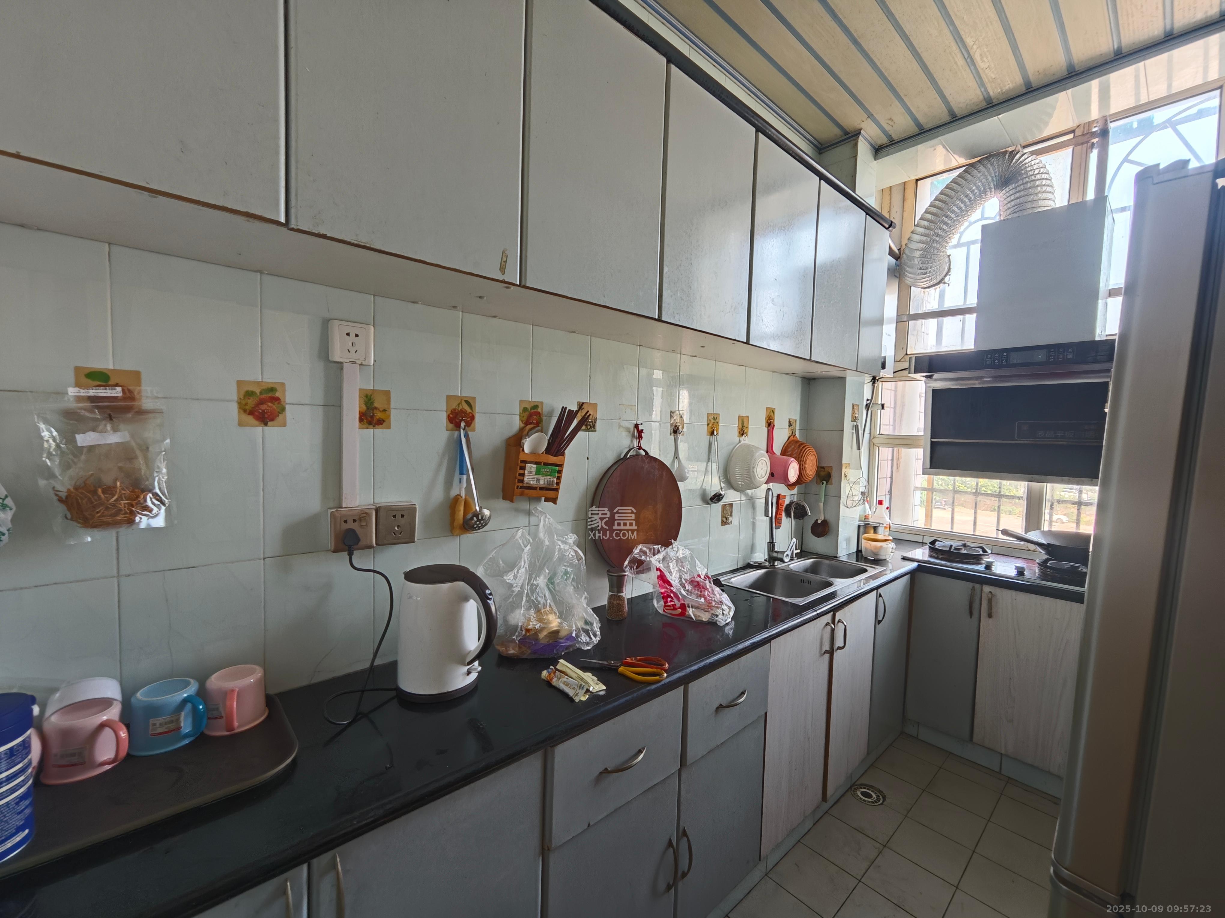 星沙工商银行宿舍 3室2厅2卫 1580.0元/月 星沙工商银行宿舍 3室2厅2卫 1580.0元/月室内图