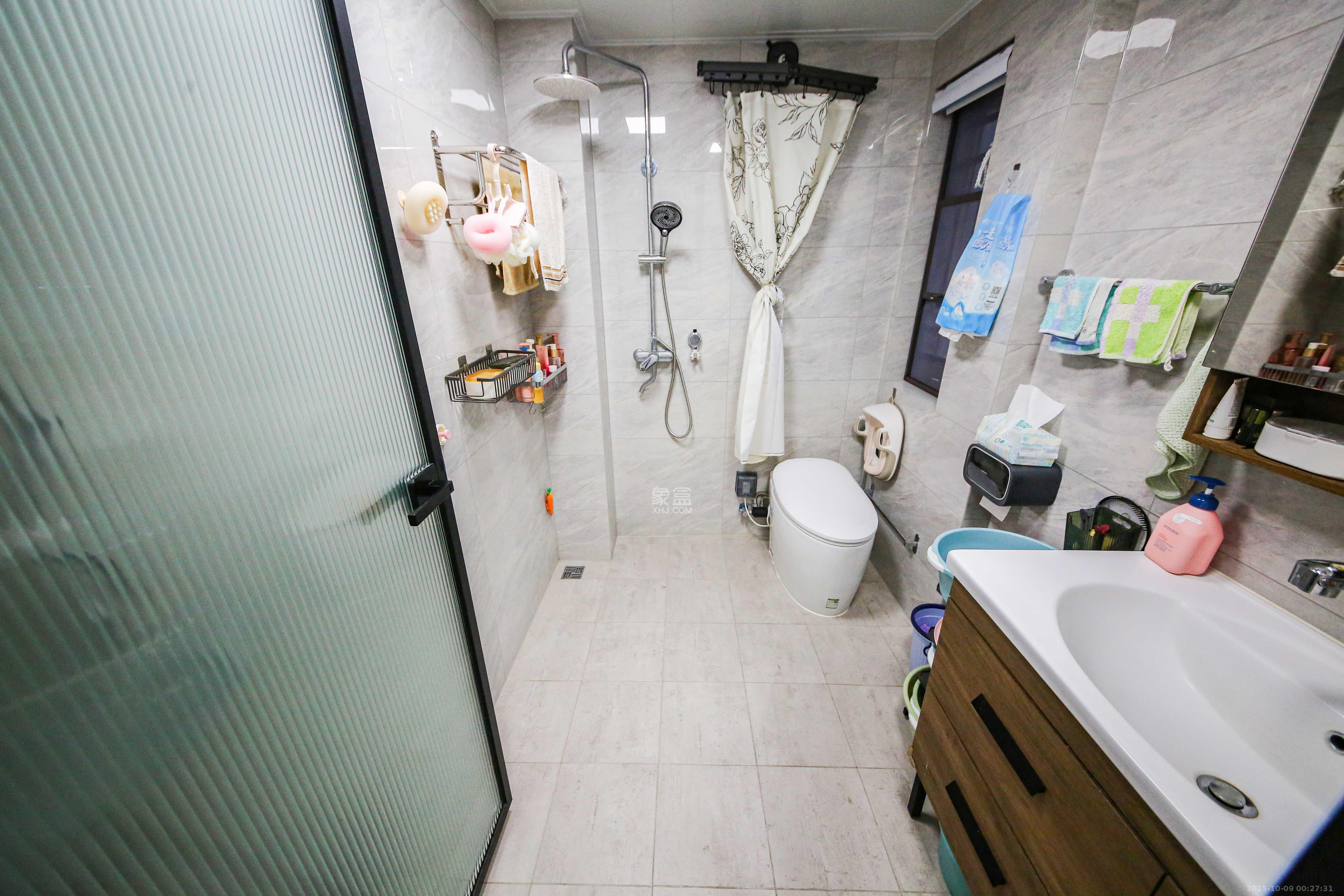 鑫远翡丽郡(鑫远翡丽雅苑) 4室2厅2卫 200.0万 鑫远翡丽郡(鑫远翡丽雅苑) 4室2厅2卫 200.0万卫生间