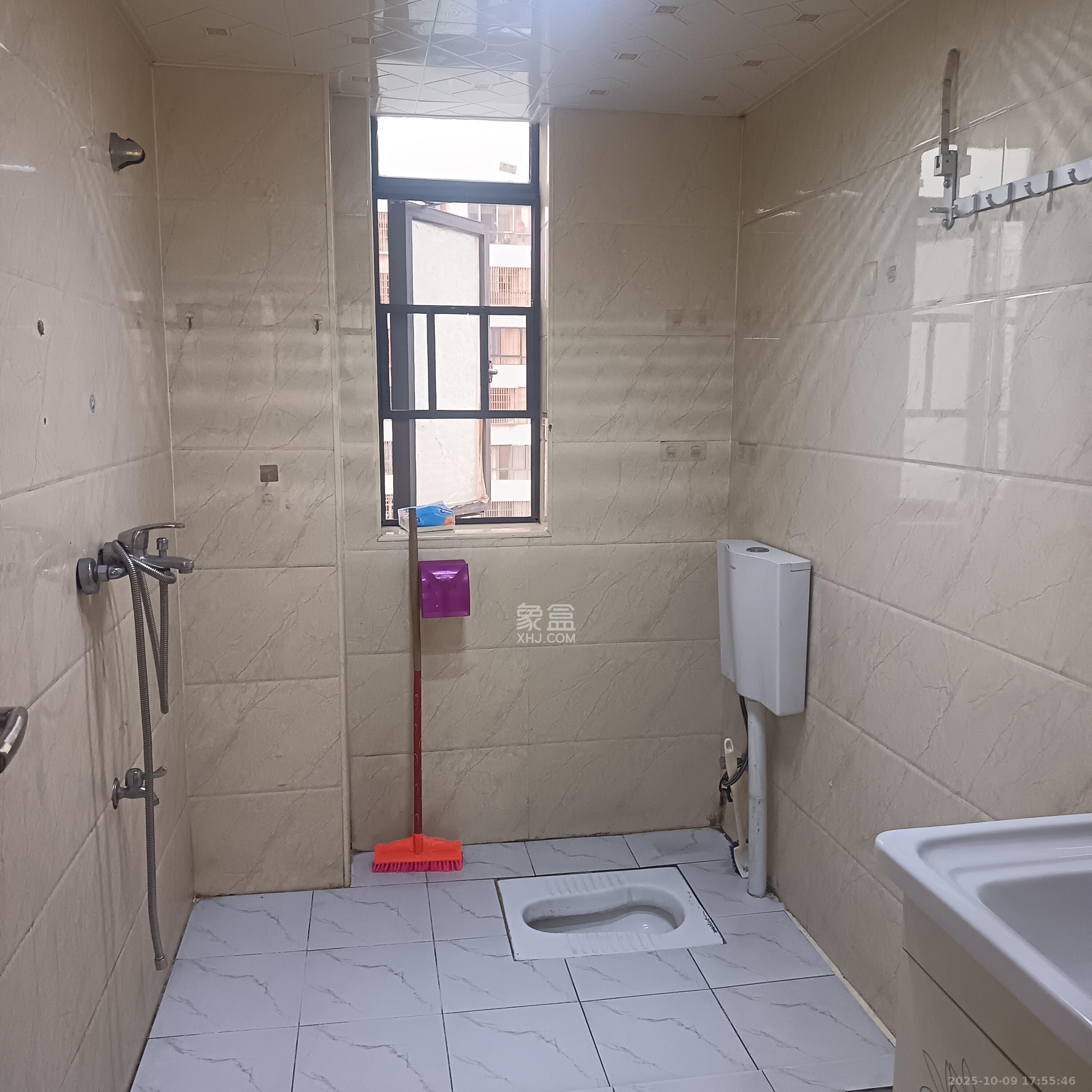 中国铁建国际城二期  3室2厅1卫    1500.0元/月室内图