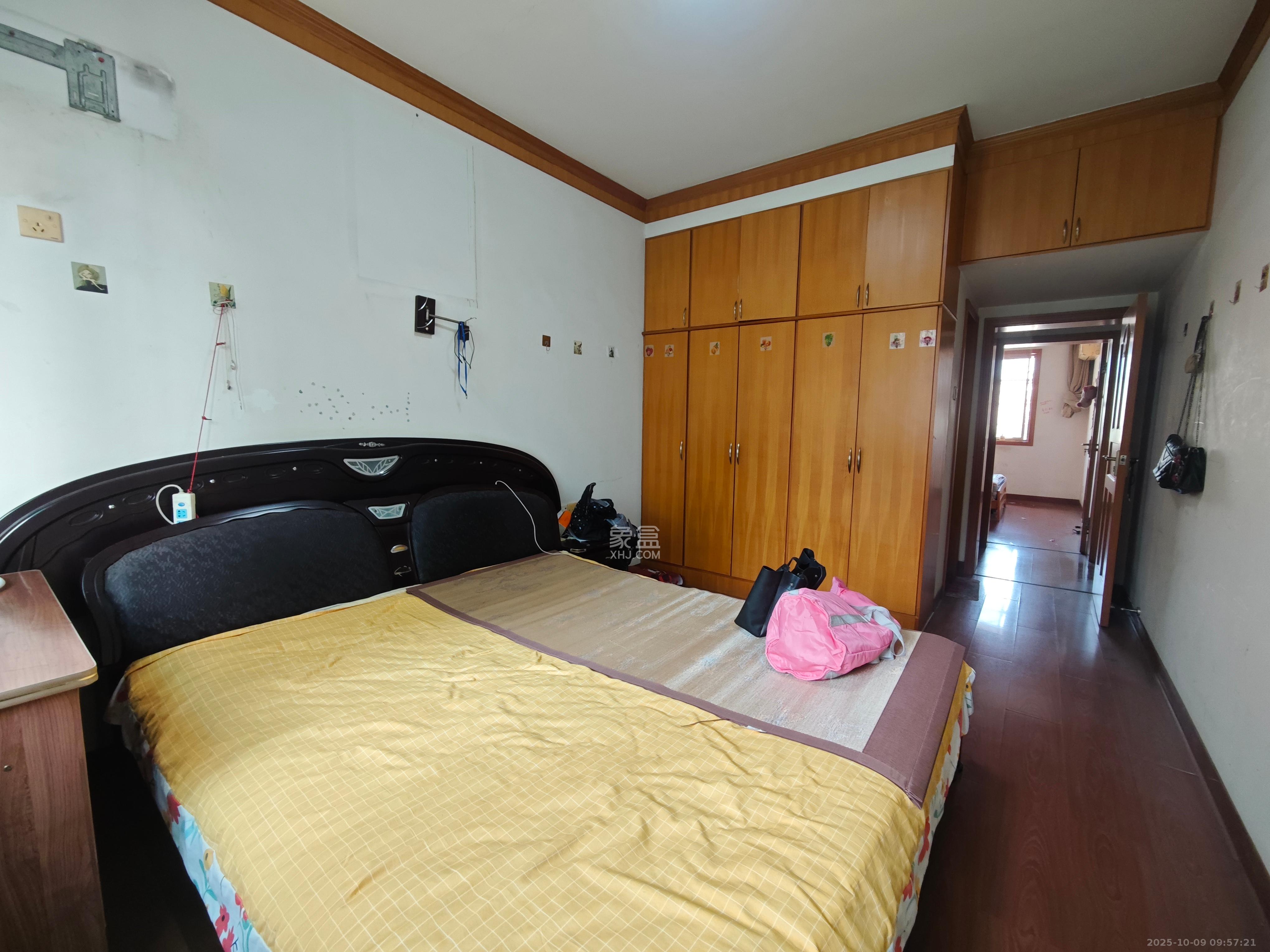 星沙工商银行宿舍 3室2厅2卫 1580.0元/月 星沙工商银行宿舍 3室2厅2卫 1580.0元/月室内图