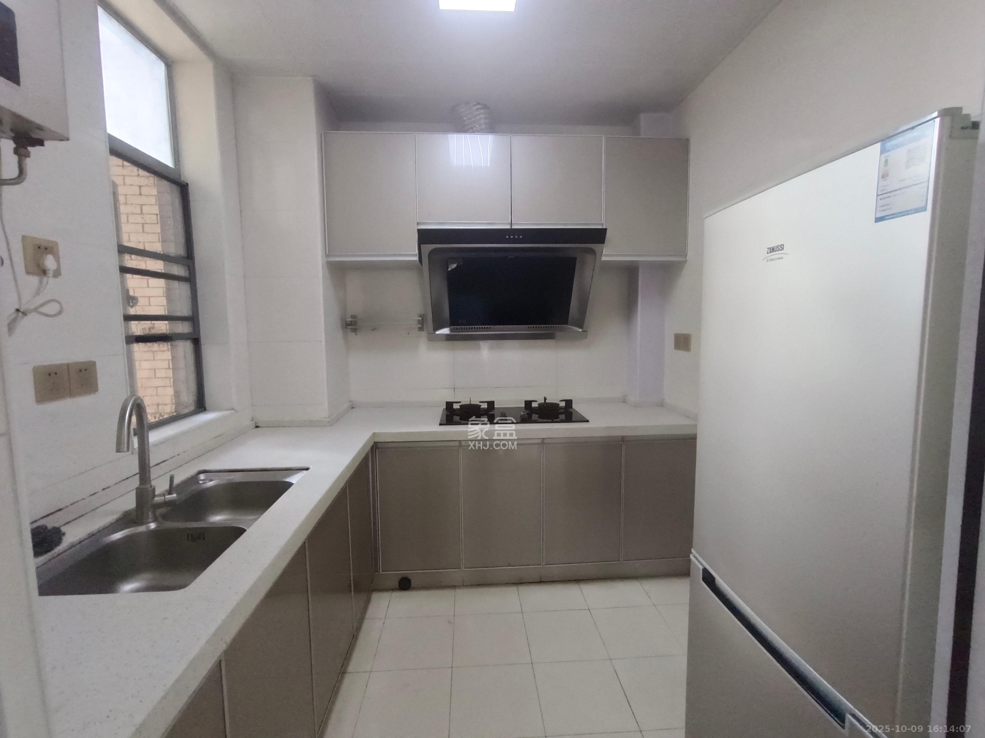 荣升家园(湘江熙岸) 2室2厅1卫 2200.0元/月 荣升家园(湘江熙岸) 2室2厅1卫 2200.0元/月室内图