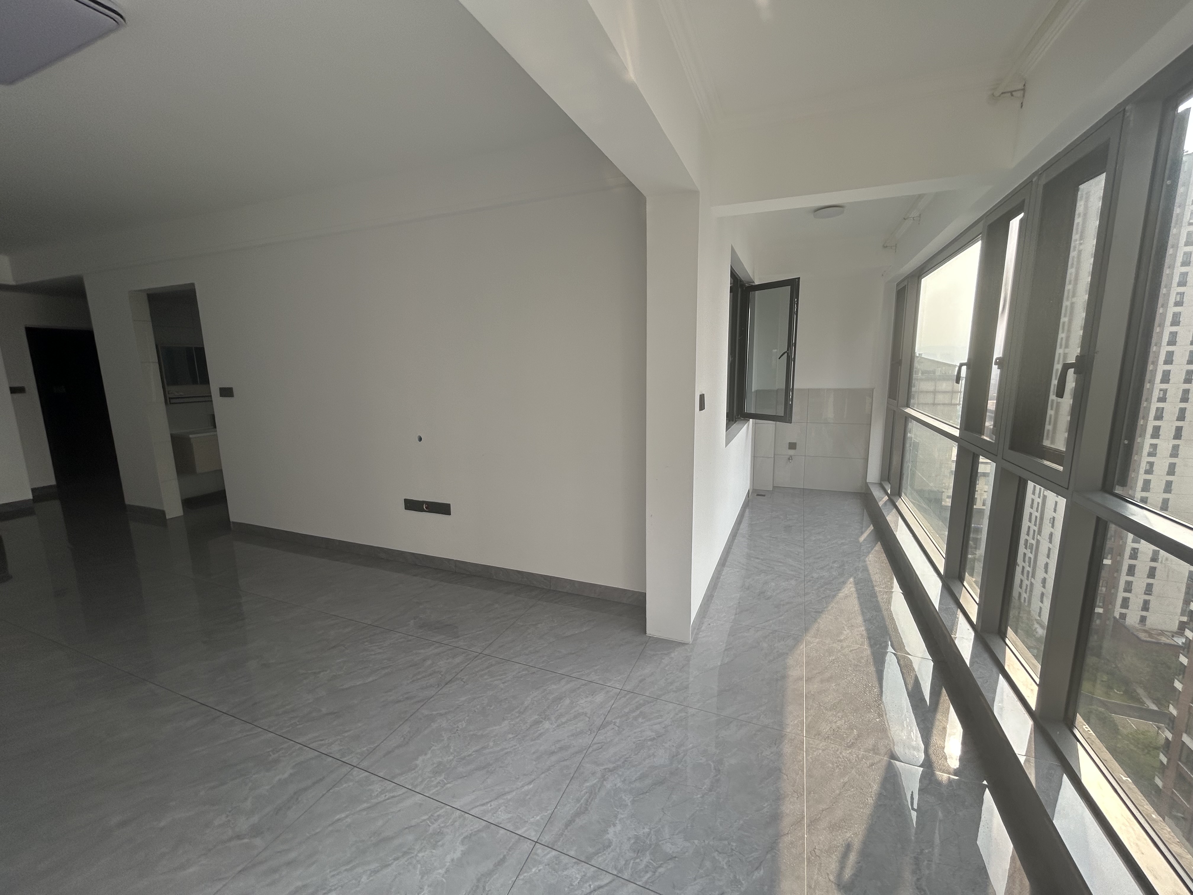 南门口安置小区二期 2室1厅1卫 1800.0元/月 南门口安置小区二期 2室1厅1卫 1800.0元/月室内图