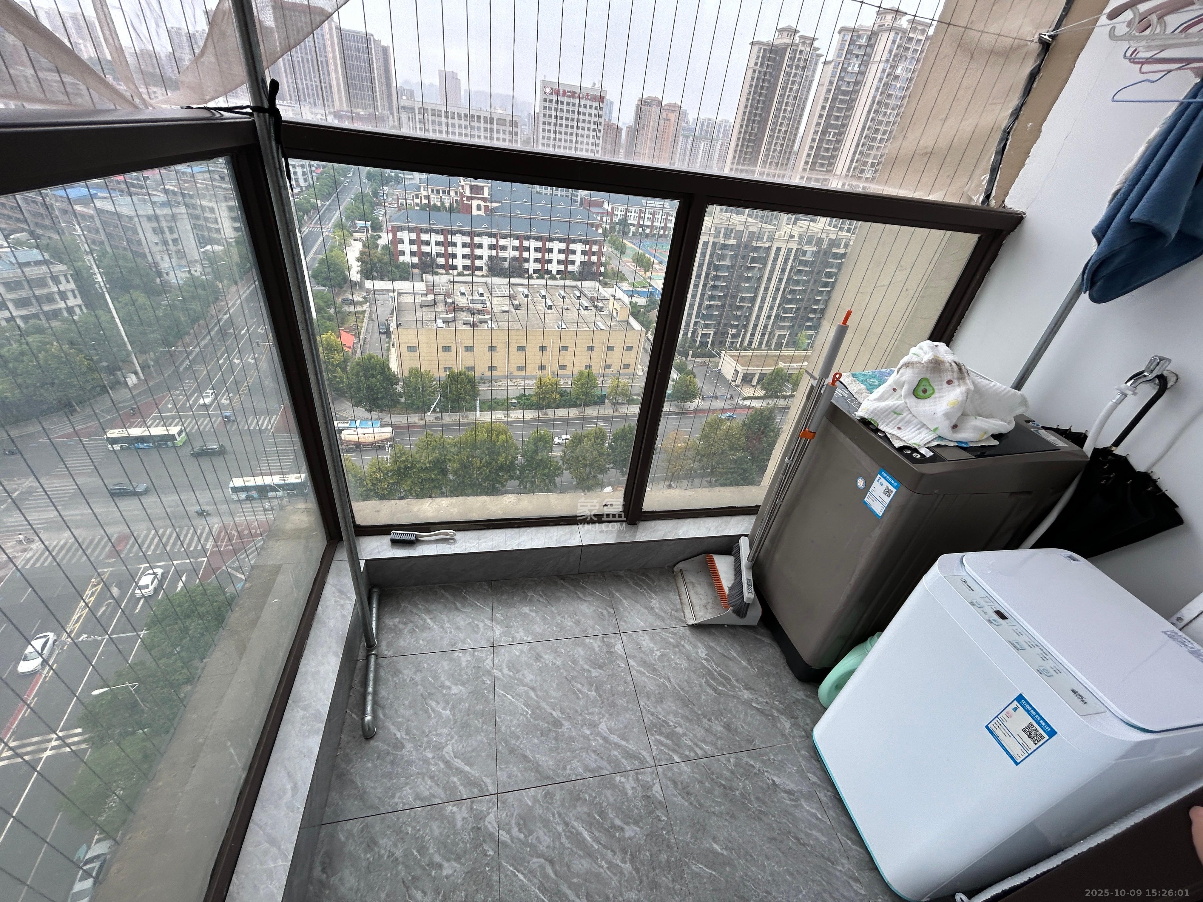 华润琨瑜府  4室2厅2卫    3800.0元/月室内图