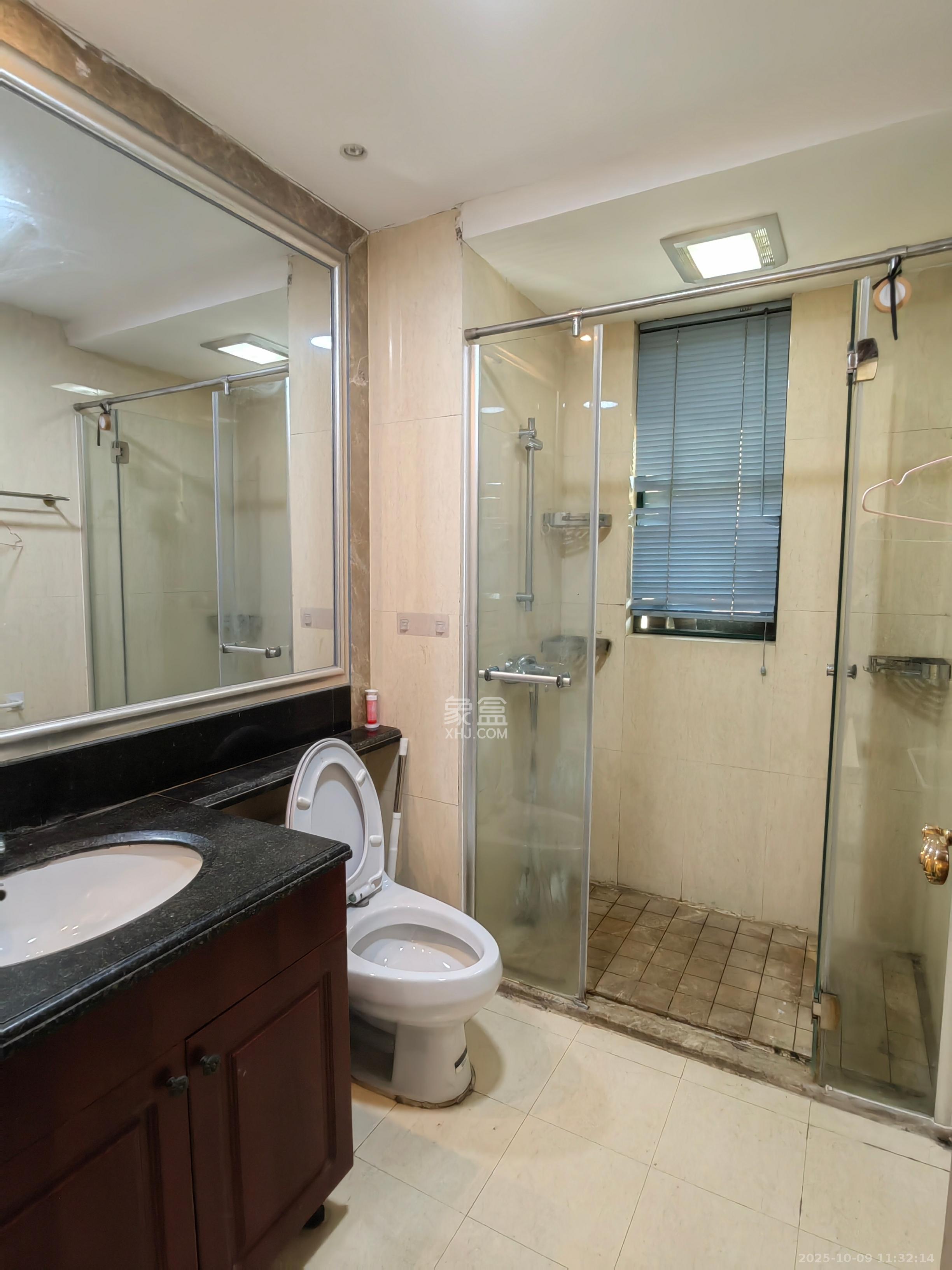 恒大城 3室2厅1卫 2200.0元/月 恒大城 3室2厅1卫 2200.0元/月室内图