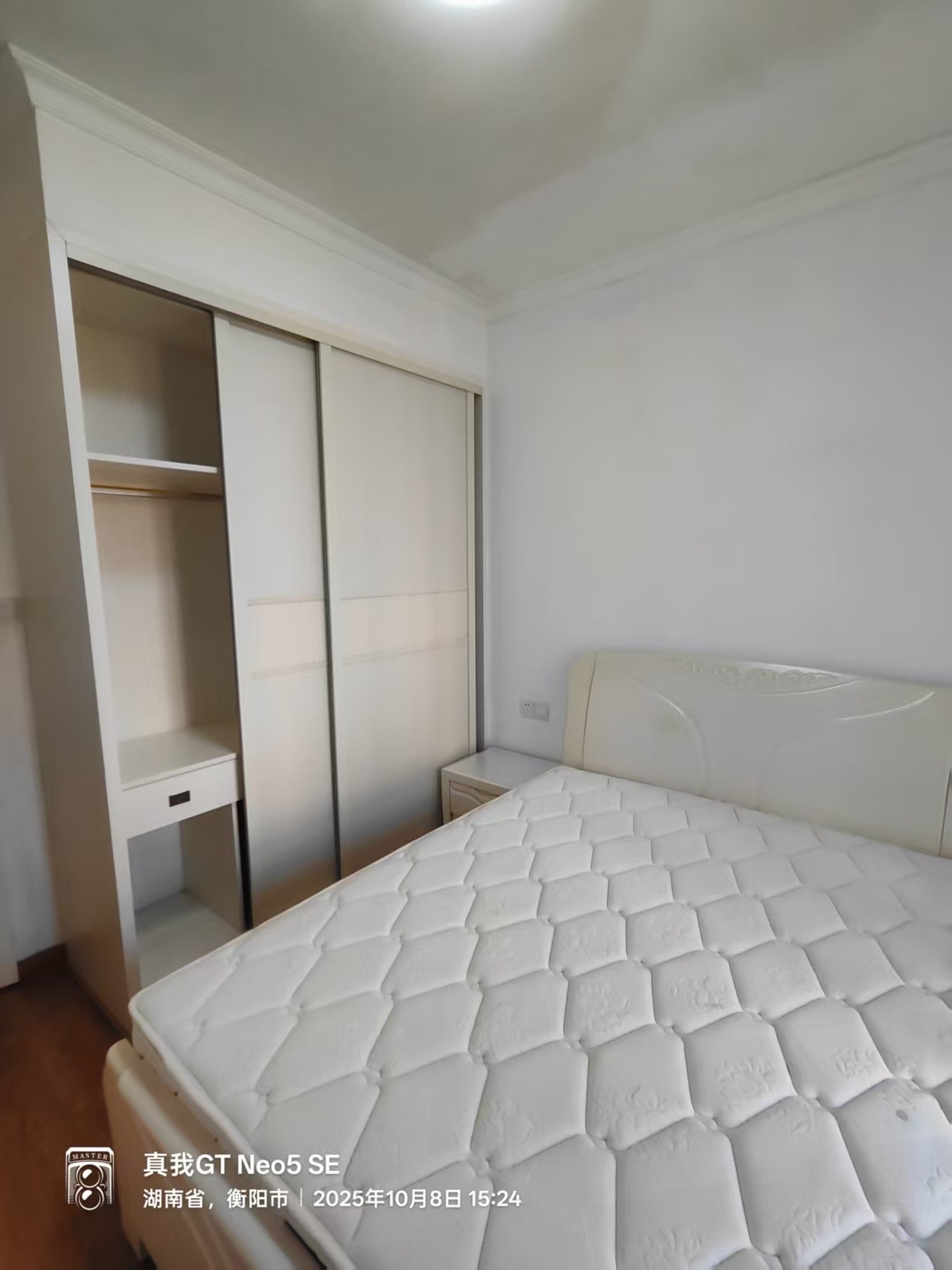 御江帝景  3室2厅2卫    2400.0元/月室内图