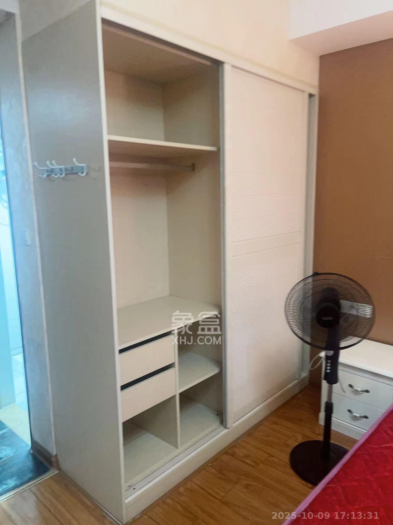 美利新世界  1室1厅1卫    1300.0元/月室内图