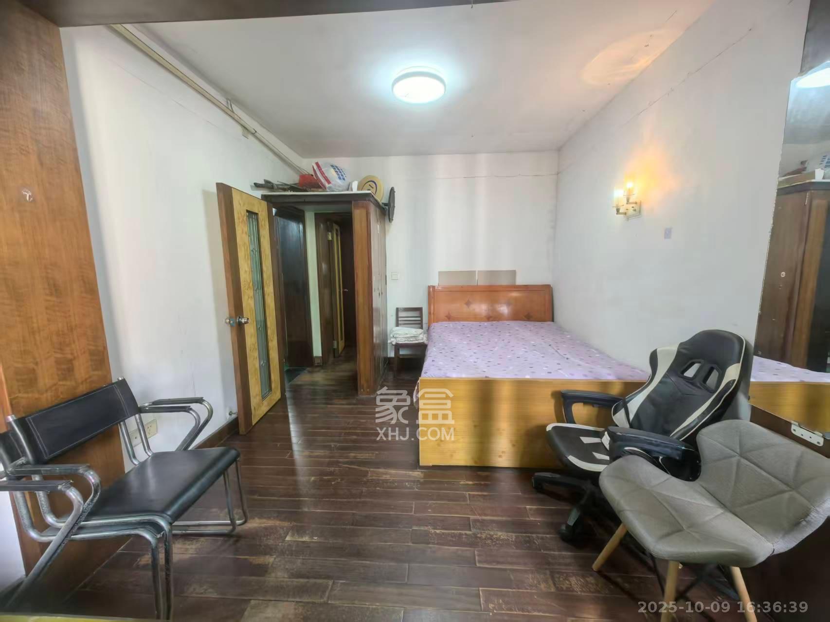 吉景小区 2室1厅1卫 1500.0元/月 吉景小区 2室1厅1卫 1500.0元/月室内图