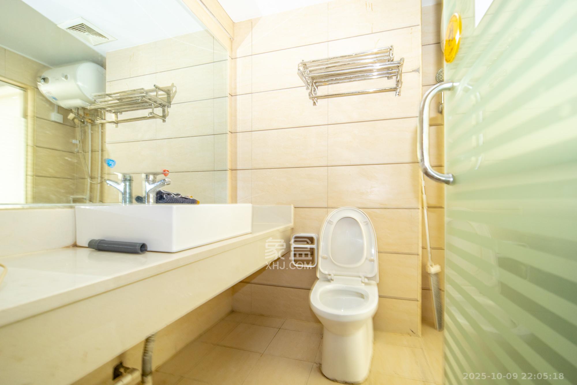 尚都花园城 1室1厅1卫 15.0万 尚都花园城 1室1厅1卫 15.0万卫生间