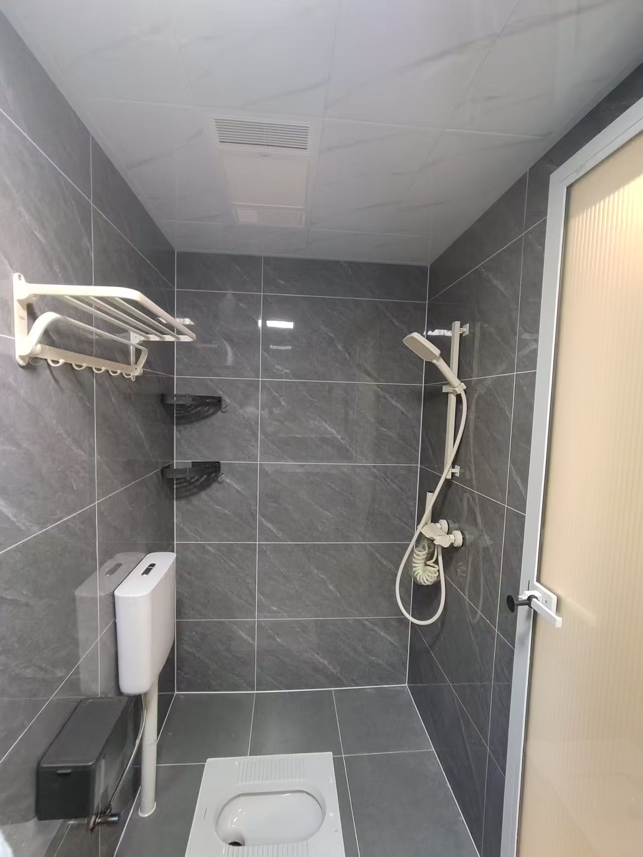 融冠乐城  1室1厅1卫    1650.0元/月室内图