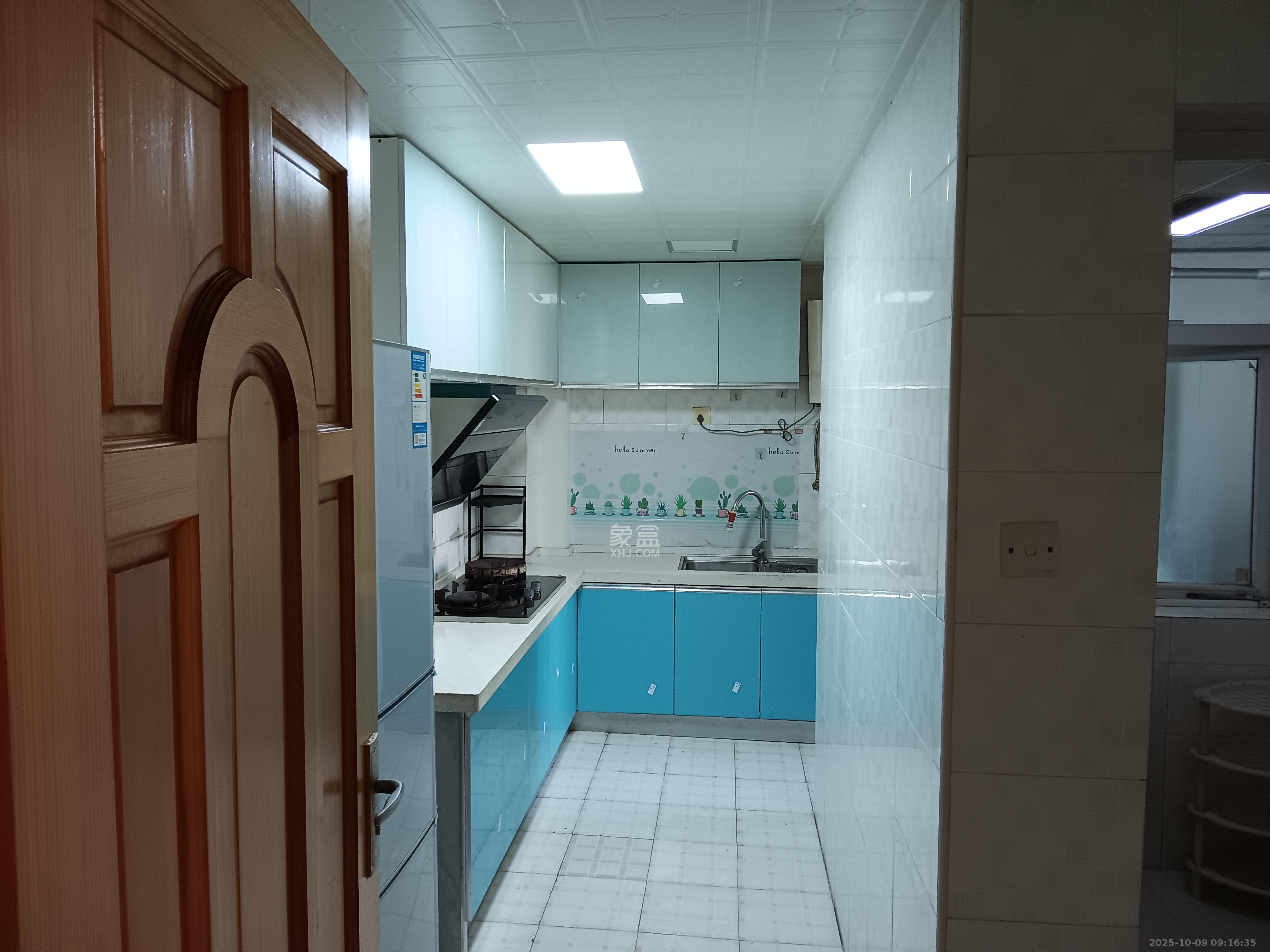 申奥美域  3室1厅1卫    2000.0元/月室内图