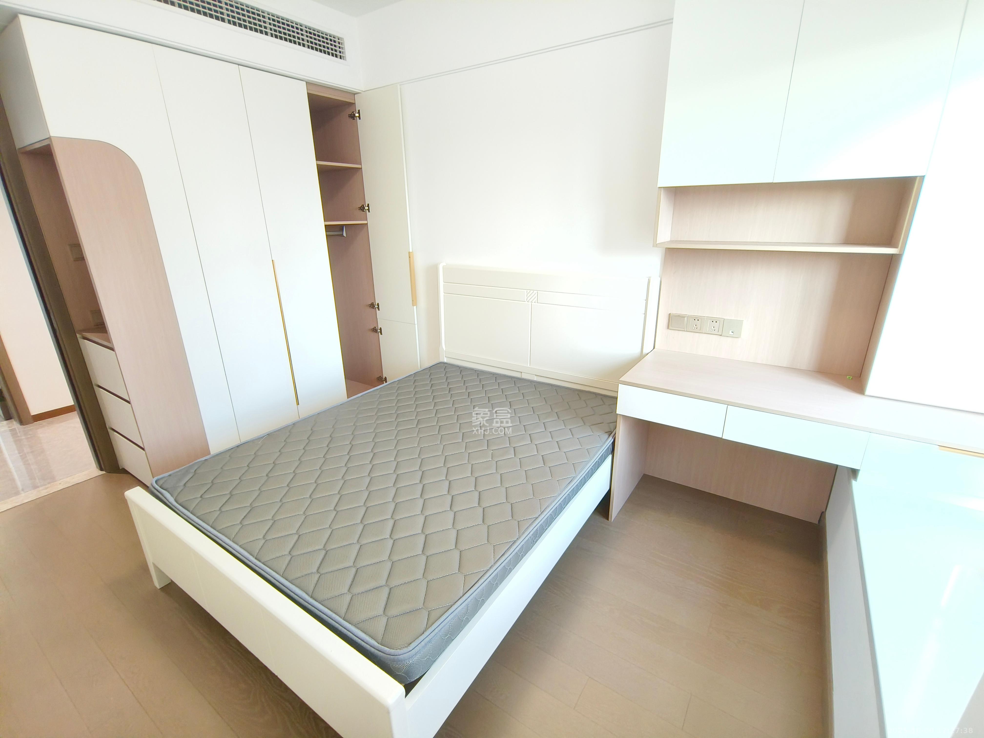 阳光城翡丽云邸  4室2厅2卫    3700.0元/月室内图