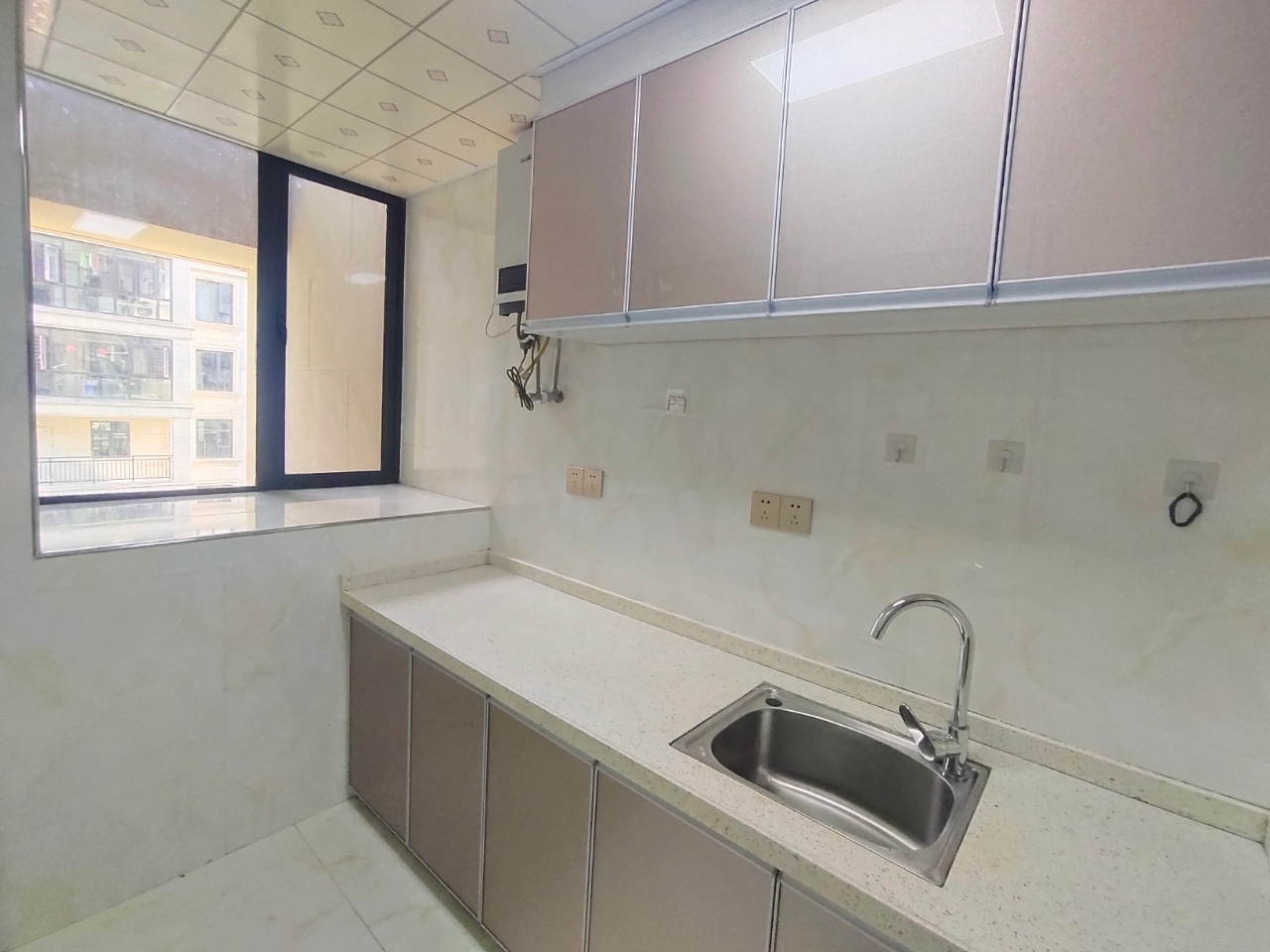 美的梧桐庄园  1室0厅0卫    1600.0元/月 美的梧桐庄园  1室0厅0卫    1600.0元/月室内图