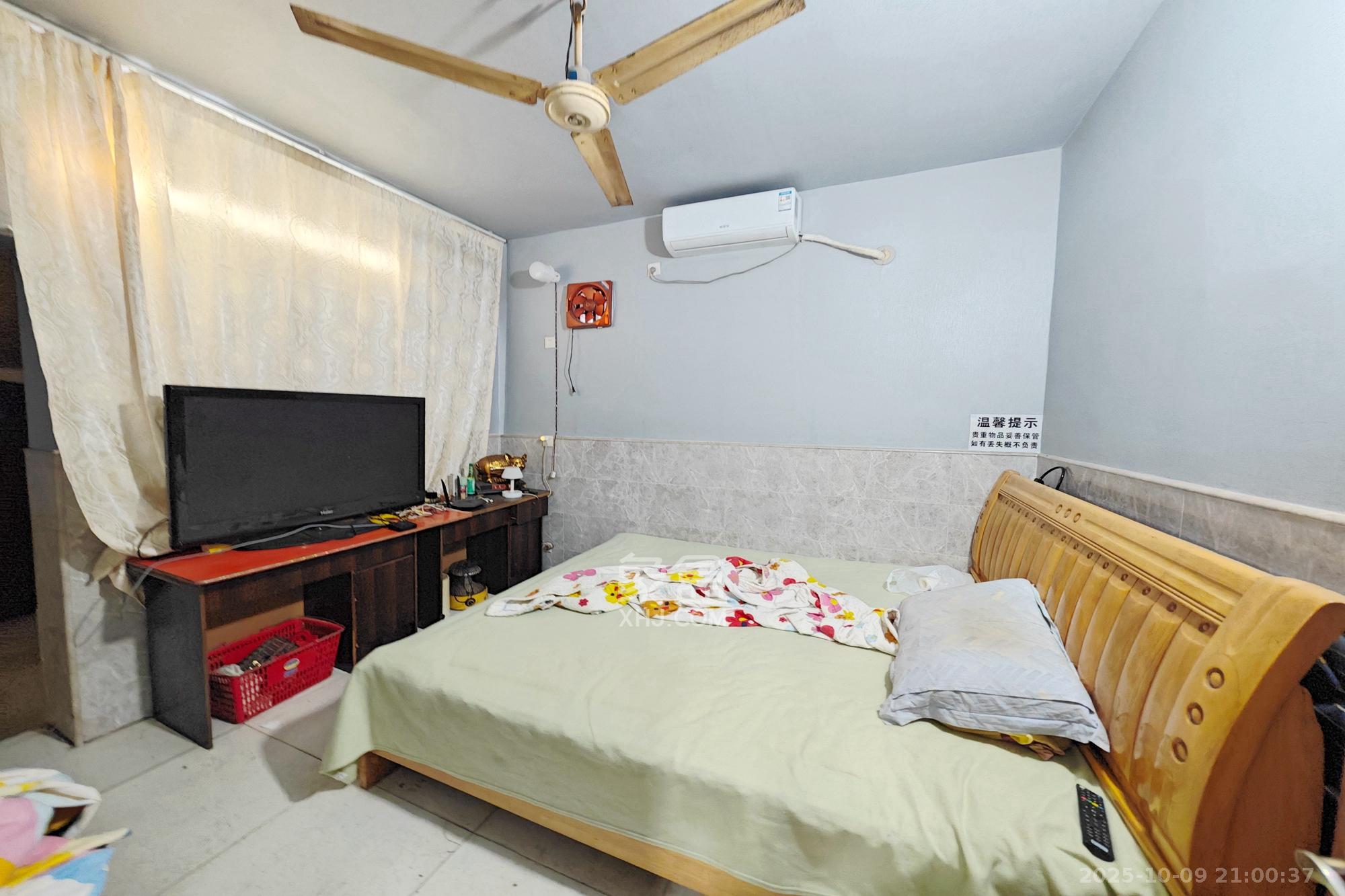 狮子山二片 2室1厅1卫 42.0万 狮子山二片 2室1厅1卫 42.0万卧室