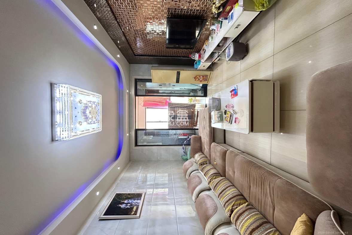 海洋半岛(月珑湾)  2室1厅1卫    2300.0元/月 海洋半岛(月珑湾)  2室1厅1卫    2300.0元/月室内图