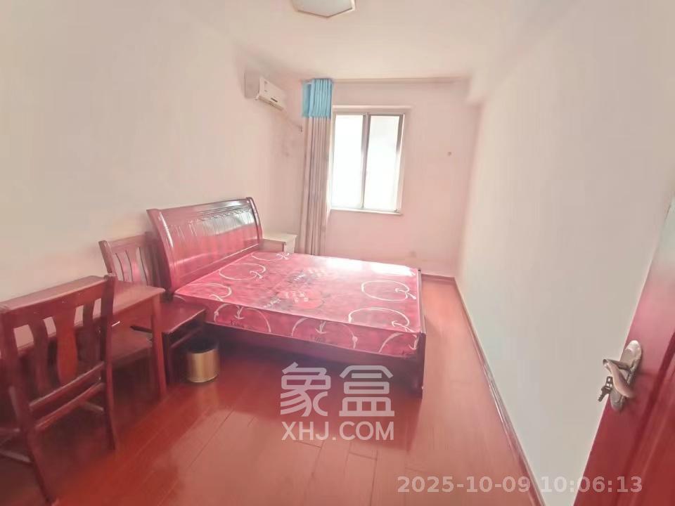 海利科院佳园  3室2厅2卫    2400.0元/月 海利科院佳园  3室2厅2卫    2400.0元/月室内图