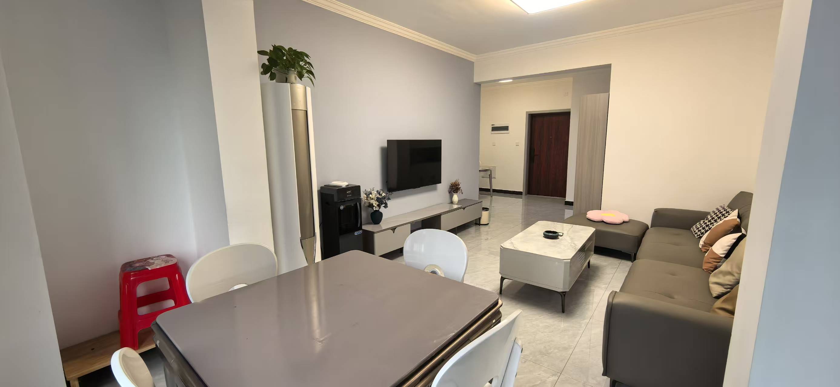 南门口安置小区二期 2室2厅1卫 2200.0元/月 南门口安置小区二期 2室2厅1卫 2200.0元/月室内图