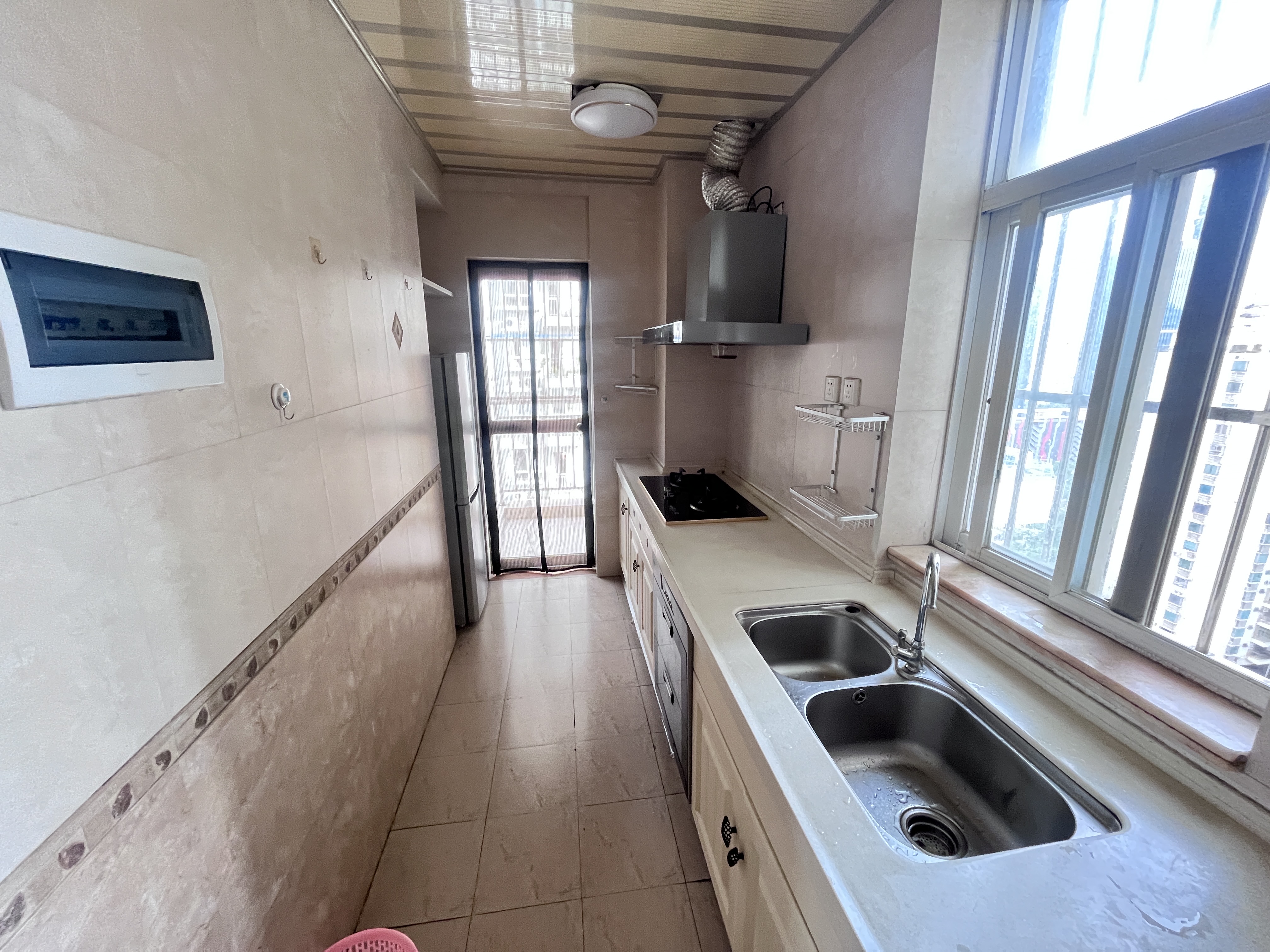 海韵裕都 2室2厅1卫 2500.0元/月 海韵裕都 2室2厅1卫 2500.0元/月室内图