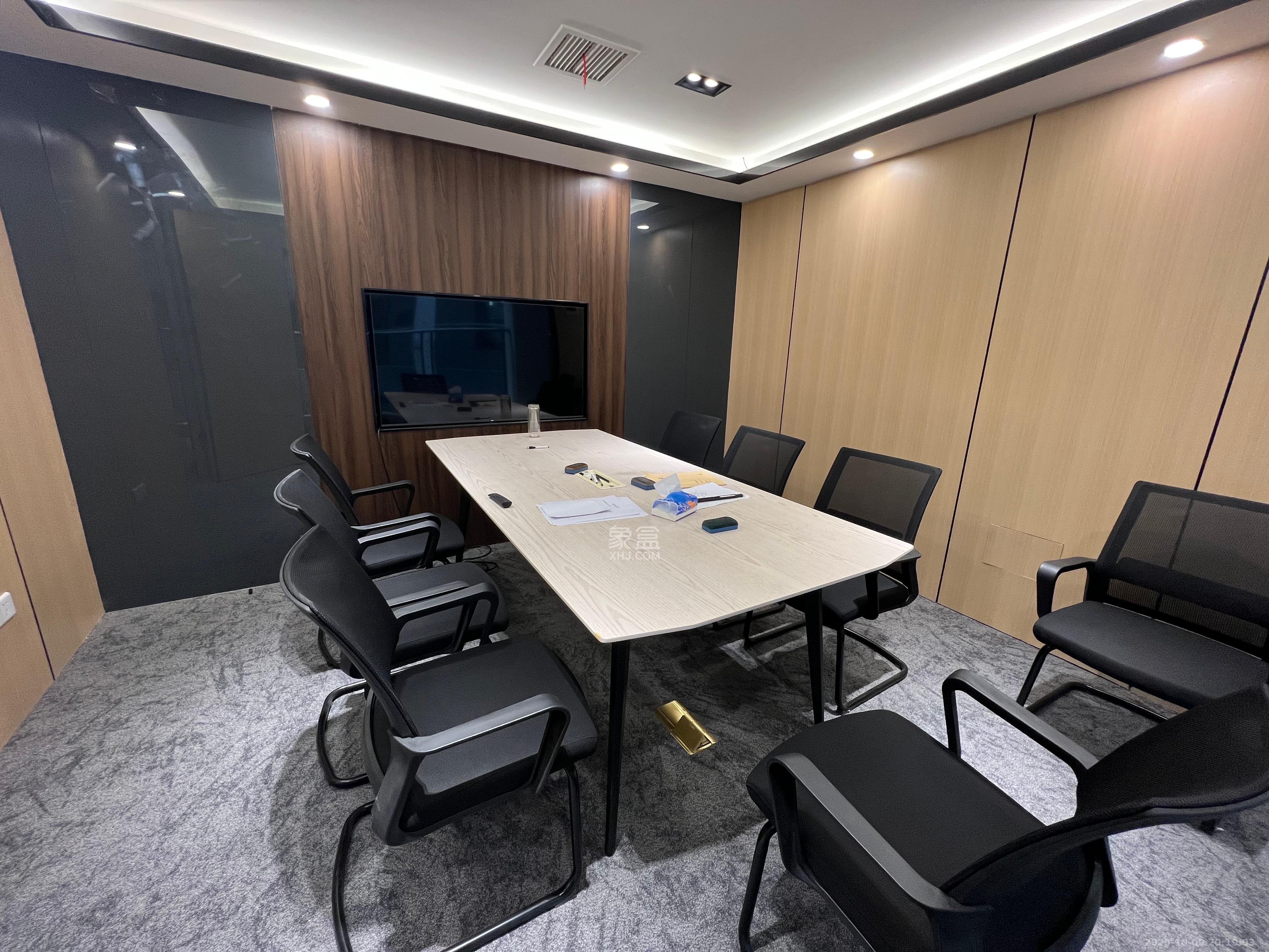 长房中庭国际(东郡华蓉广场) 2室2厅1卫 8600.0元/月 长房中庭国际(东郡华蓉广场) 2室2厅1卫 8600.0元/月室内图