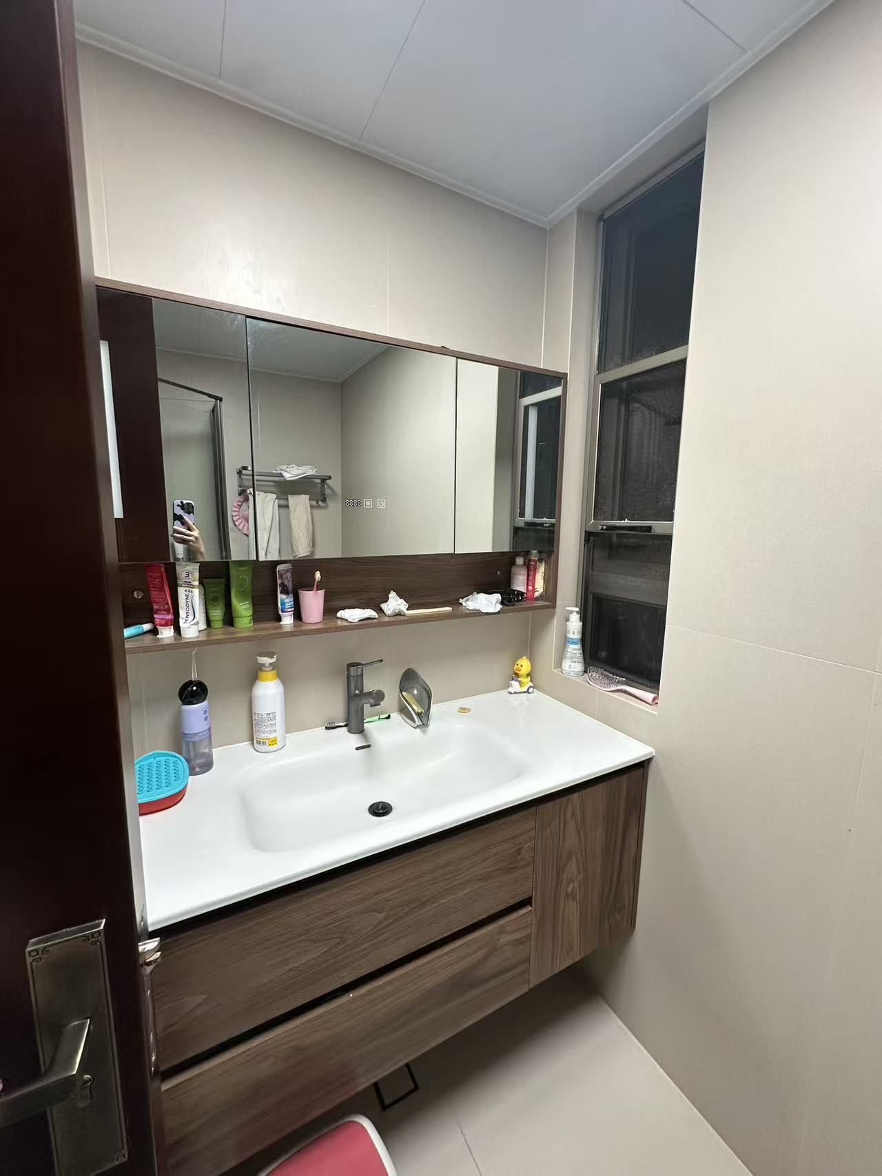 北辰府 1室0厅0卫 238.0万 北辰府 1室0厅0卫 238.0万客厅