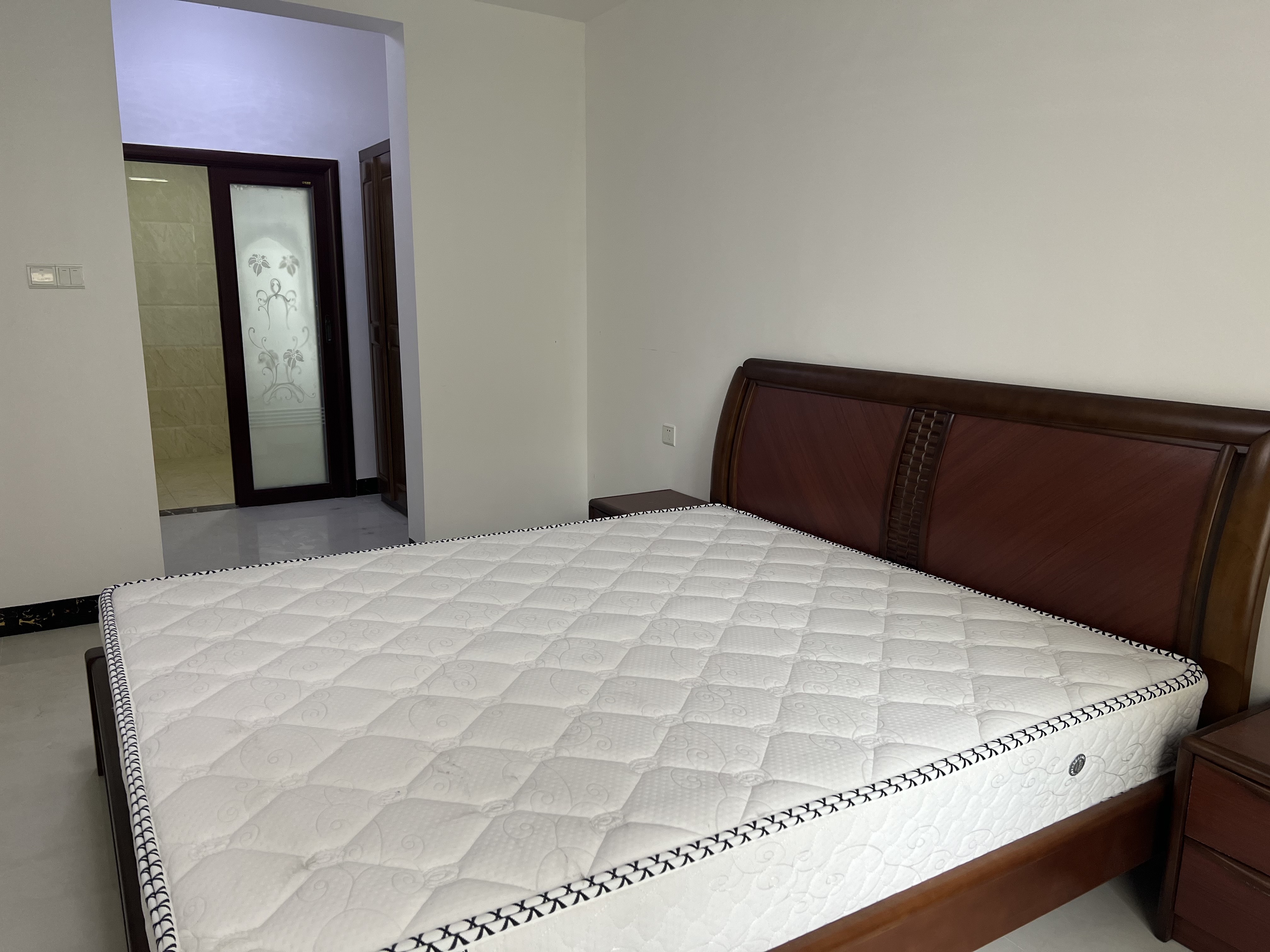 翡翠水城(住宅) 3室2厅1卫 3700.0元/月 翡翠水城(住宅) 3室2厅1卫 3700.0元/月室内图