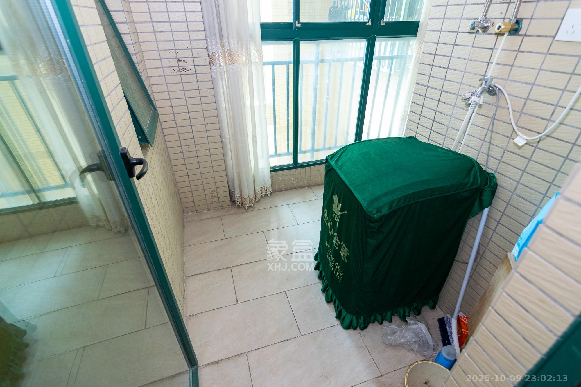 富基世纪公园  4室2厅1卫    65.0万其他