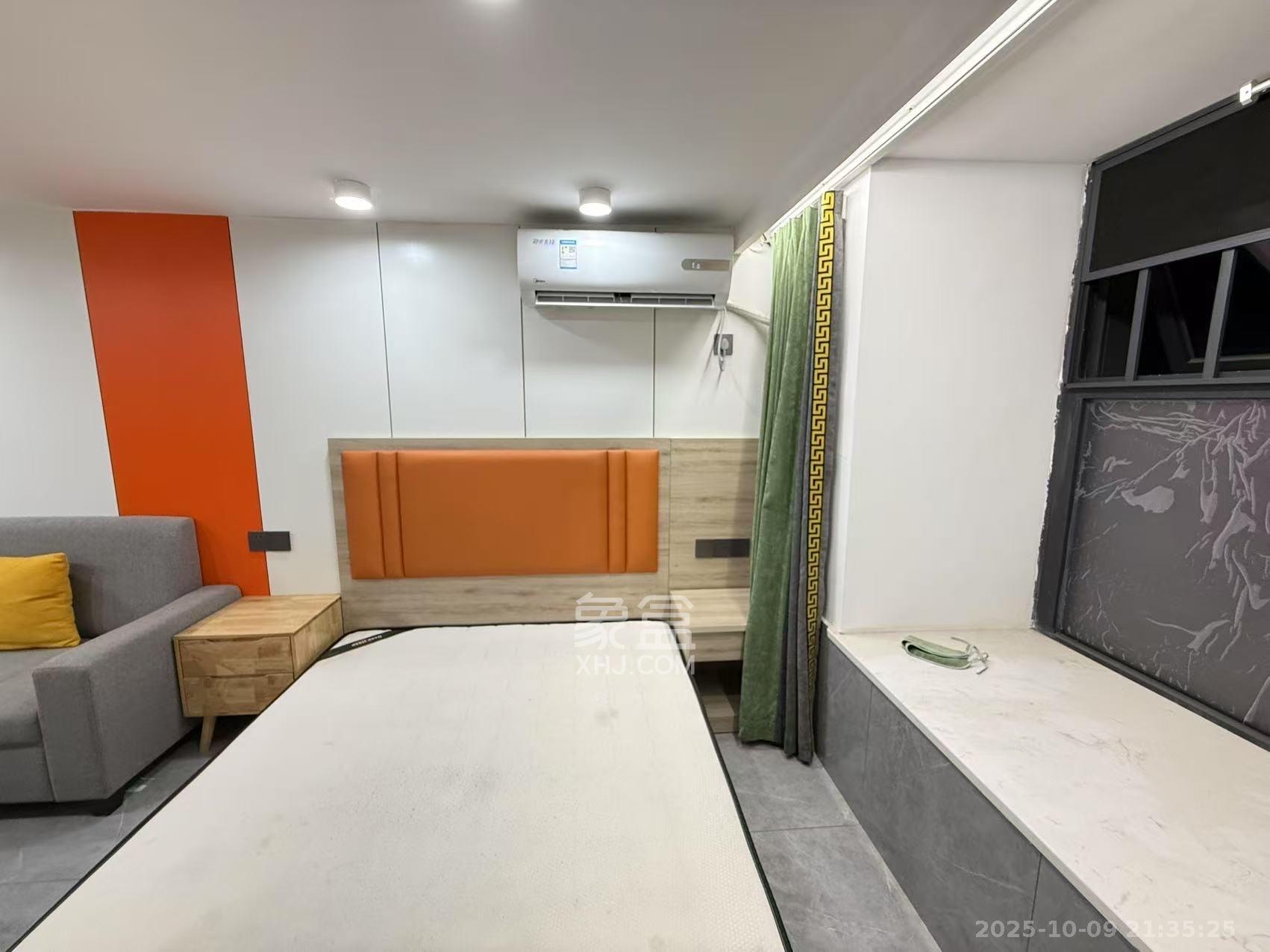 龙湖新壹城 1室0厅0卫 1400.0元/月 龙湖新壹城 1室0厅0卫 1400.0元/月室内图