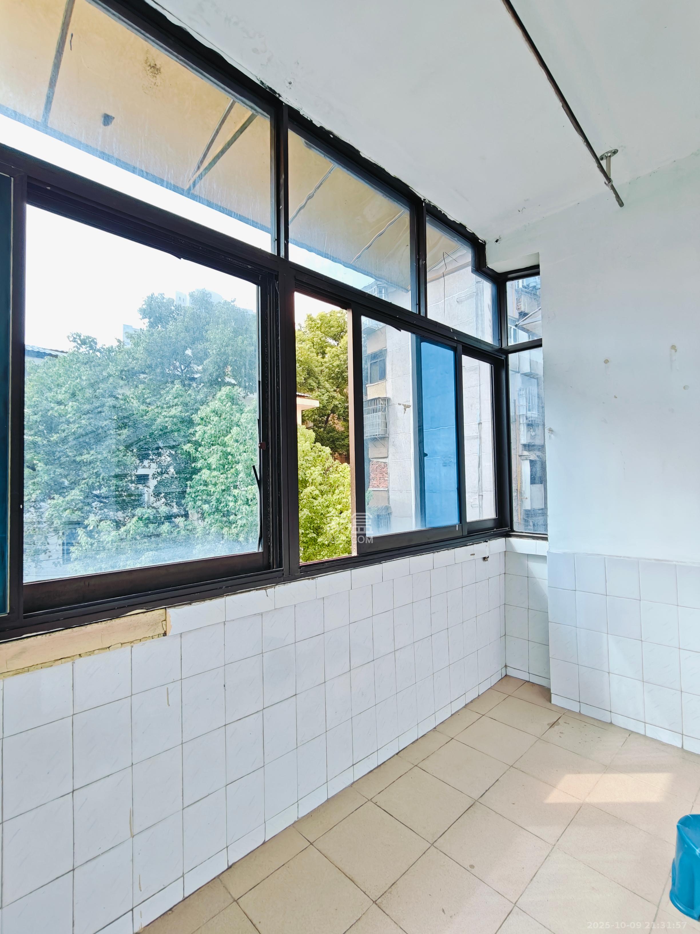 识字里社区 2室1厅1卫 1500.0元/月 识字里社区 2室1厅1卫 1500.0元/月室内图