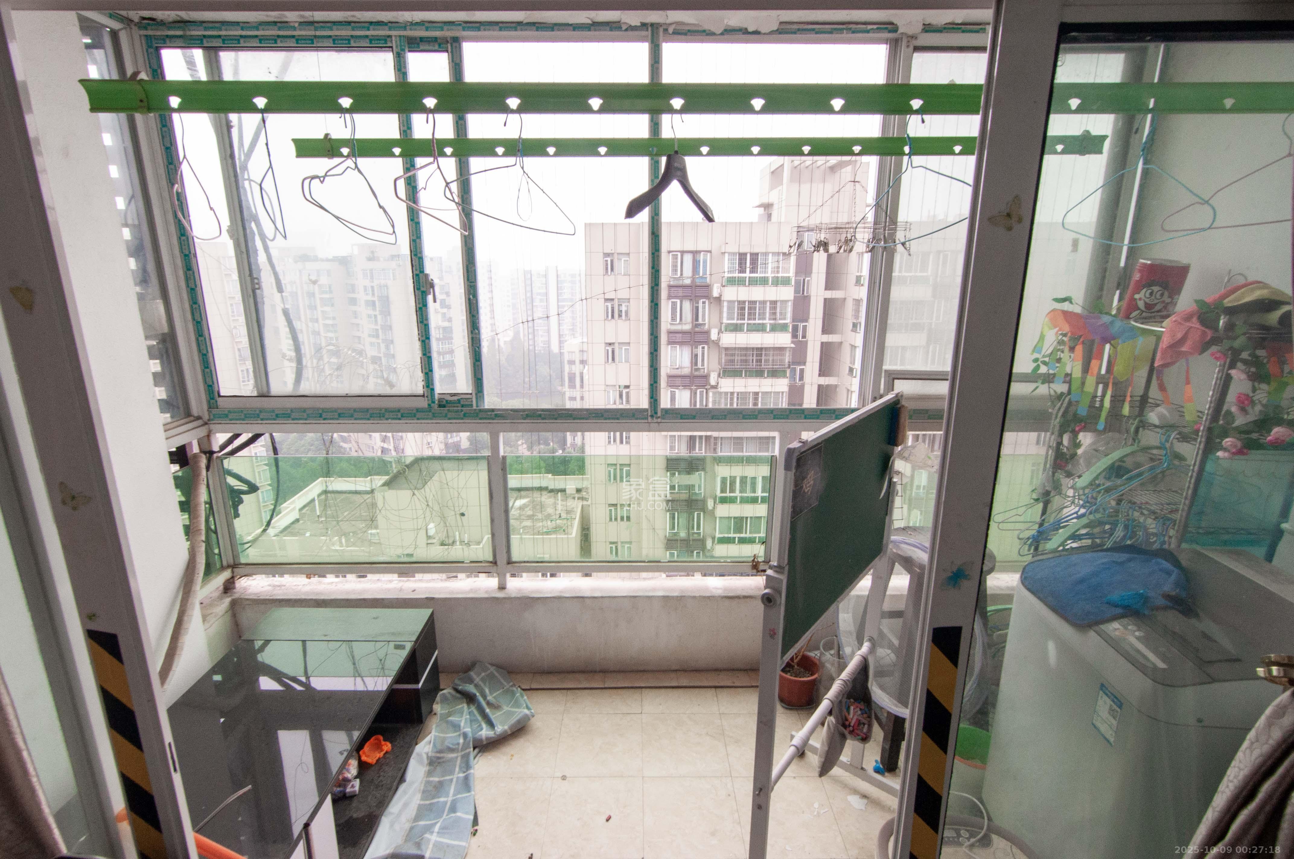 湘麓国际 2室2厅1卫 73.0万 湘麓国际 2室2厅1卫 73.0万其他