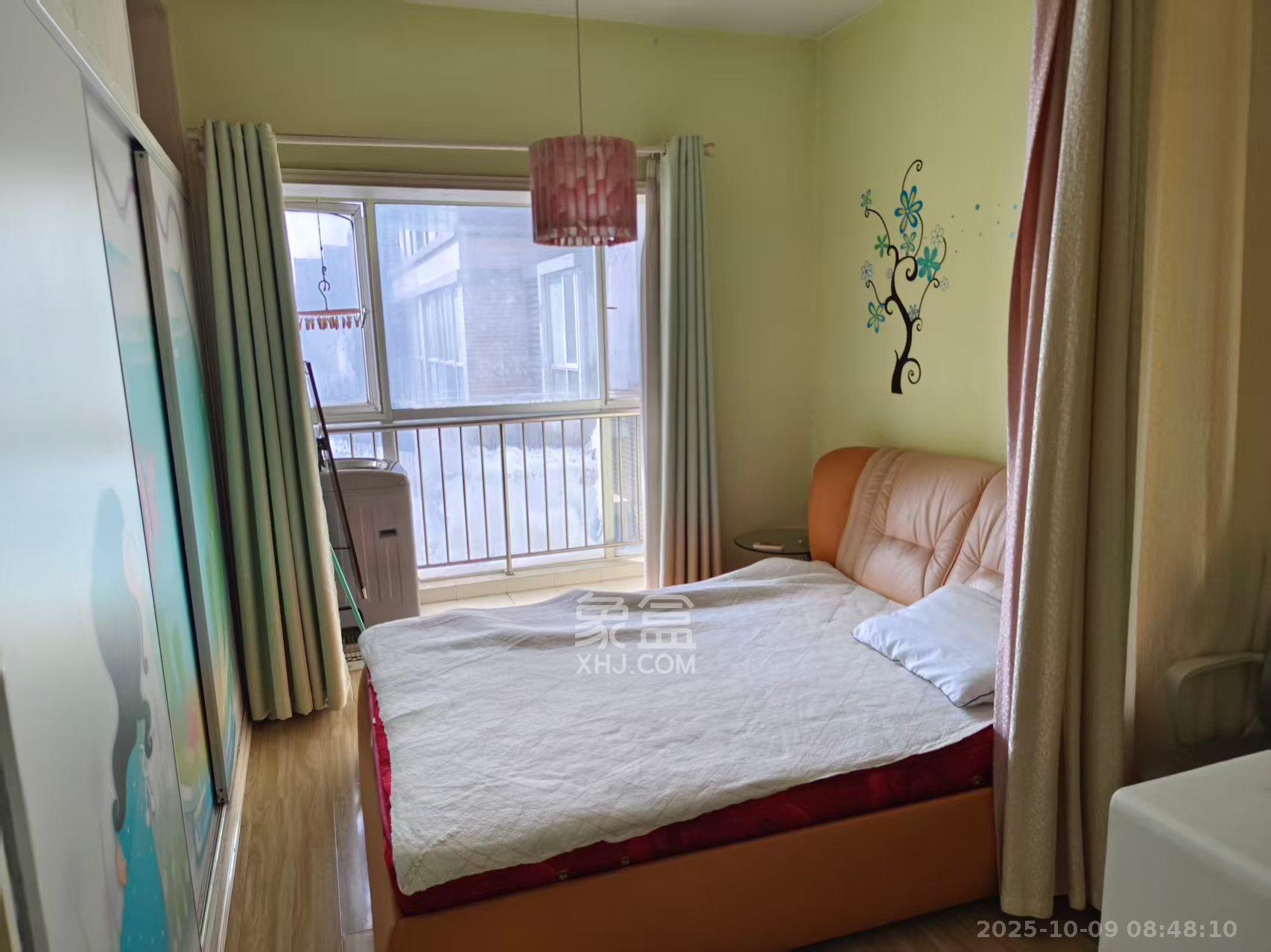 左岸右岸  1室1厅1卫    1600.0元/月 左岸右岸  1室1厅1卫    1600.0元/月室内图