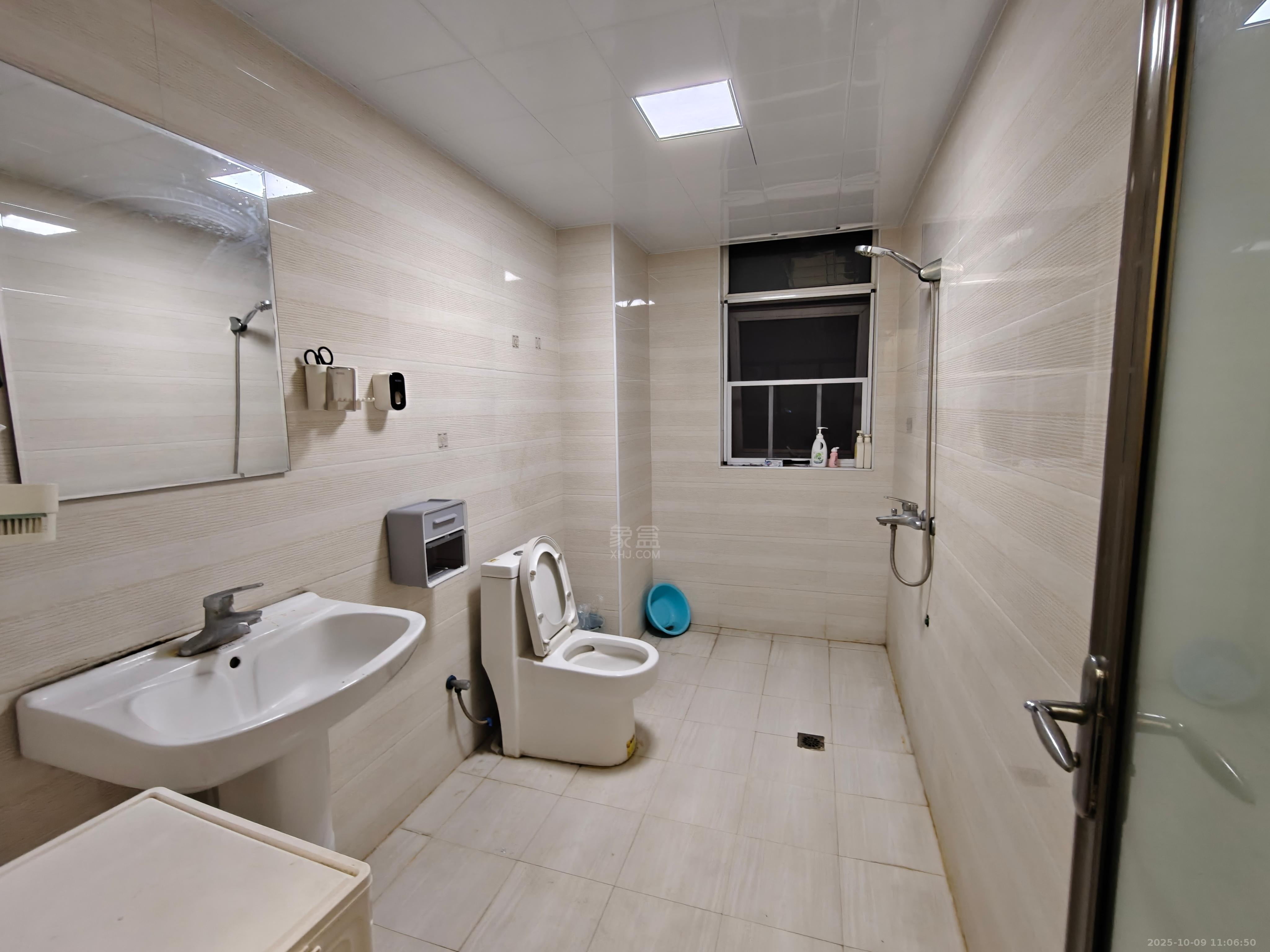 佳兆业金域天下三期 3室2厅2卫 1500.0元/月 佳兆业金域天下三期 3室2厅2卫 1500.0元/月室内图