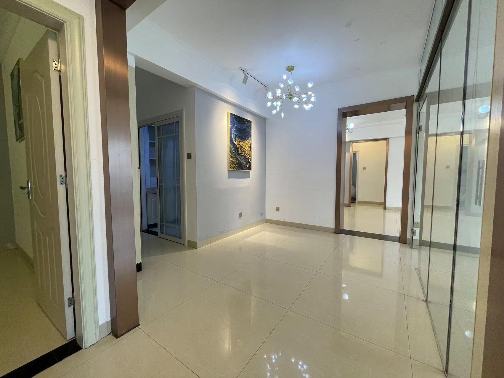 金城SOHO(海岸金城金城国际) 5室3厅2卫 7000.0元/月 金城SOHO(海岸金城金城国际) 5室3厅2卫 7000.0元/月室内图