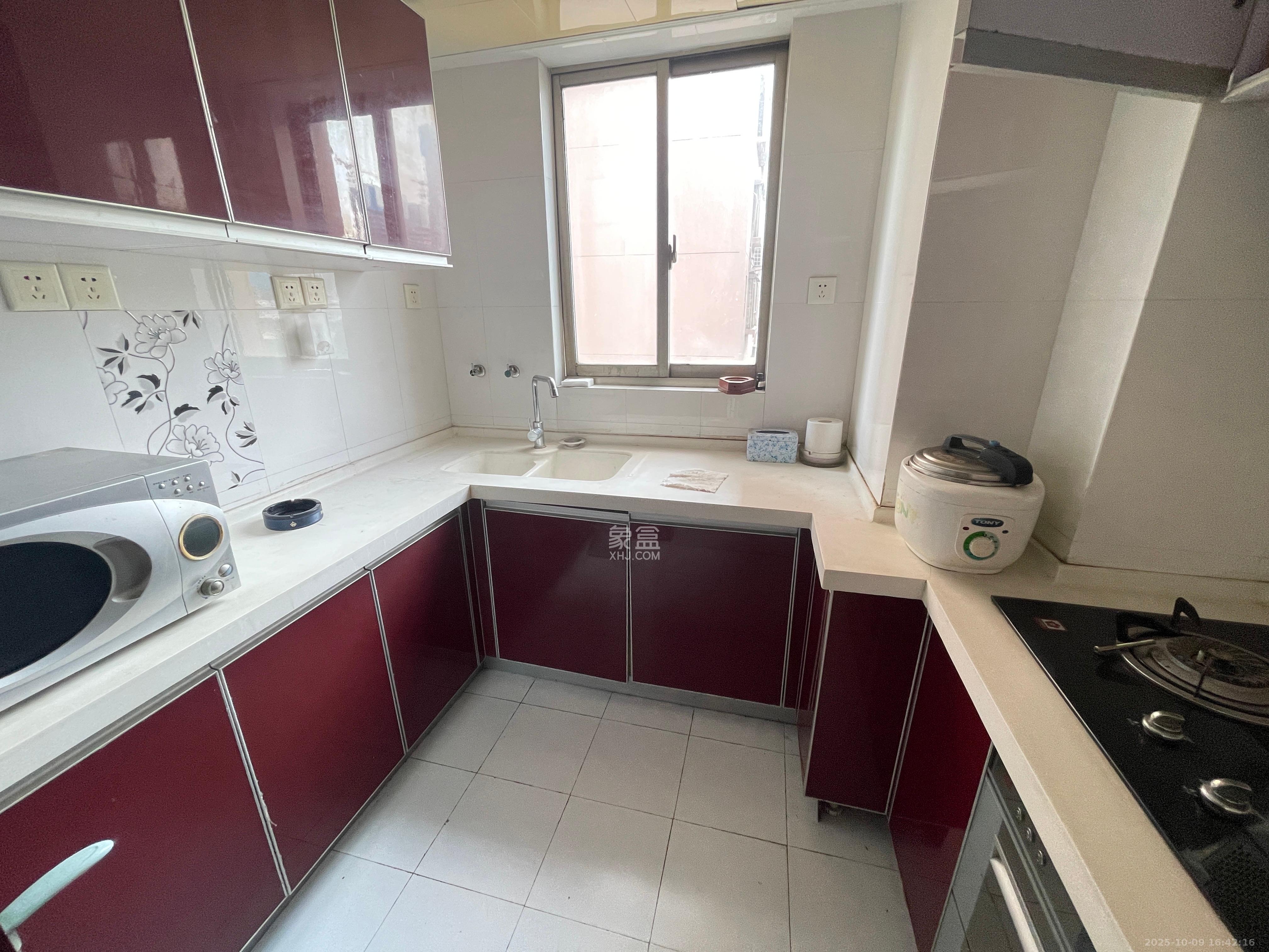 南国嘉苑  5室2厅3卫    4500.0元/月室内图