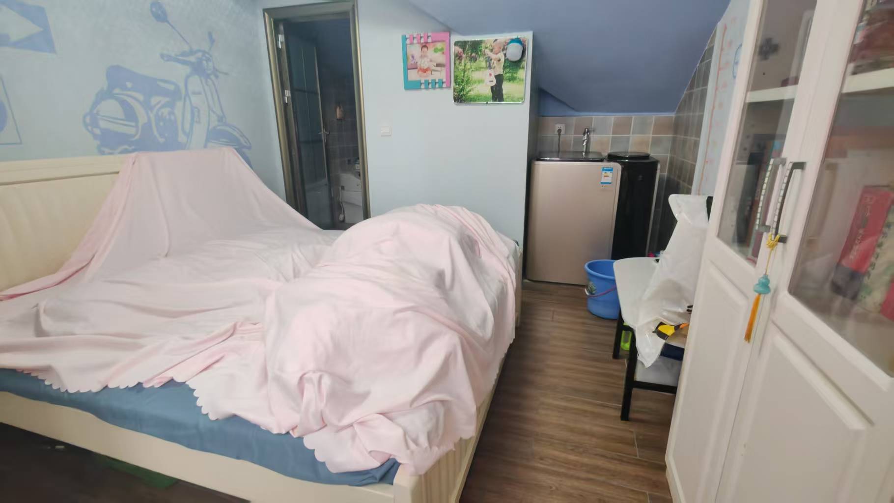 滨江花园 4室2厅3卫 58.8万 滨江花园 4室2厅3卫 58.8万室内图