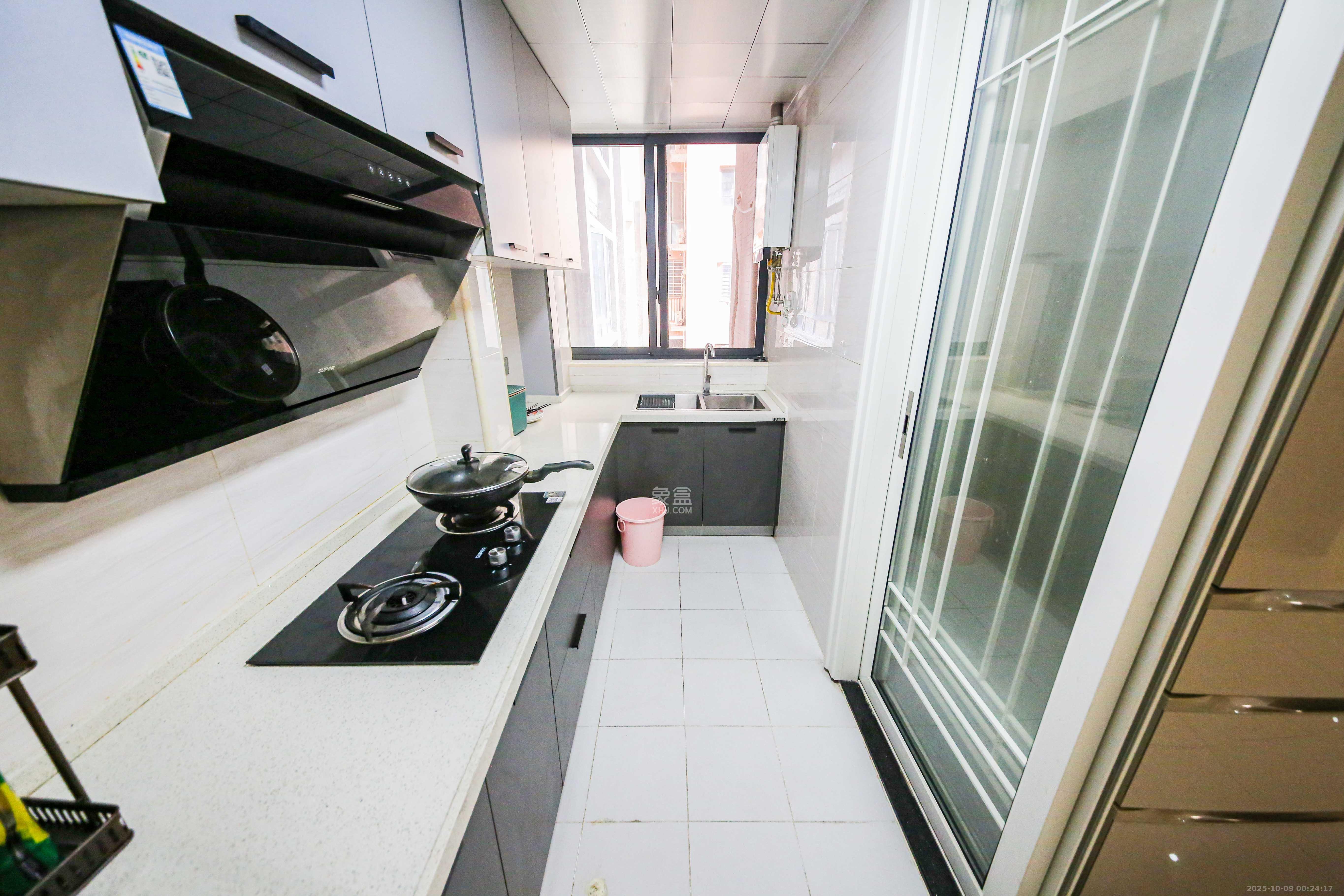 富兴嘉城(富兴汇中央)  2室2厅1卫    88.88万 富兴嘉城(富兴汇中央)  2室2厅1卫    88.88万厨房