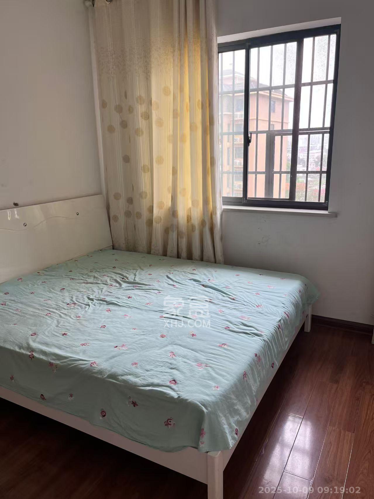 东方锦泰 3室2厅2卫 1500.0元/月 东方锦泰 3室2厅2卫 1500.0元/月室内图