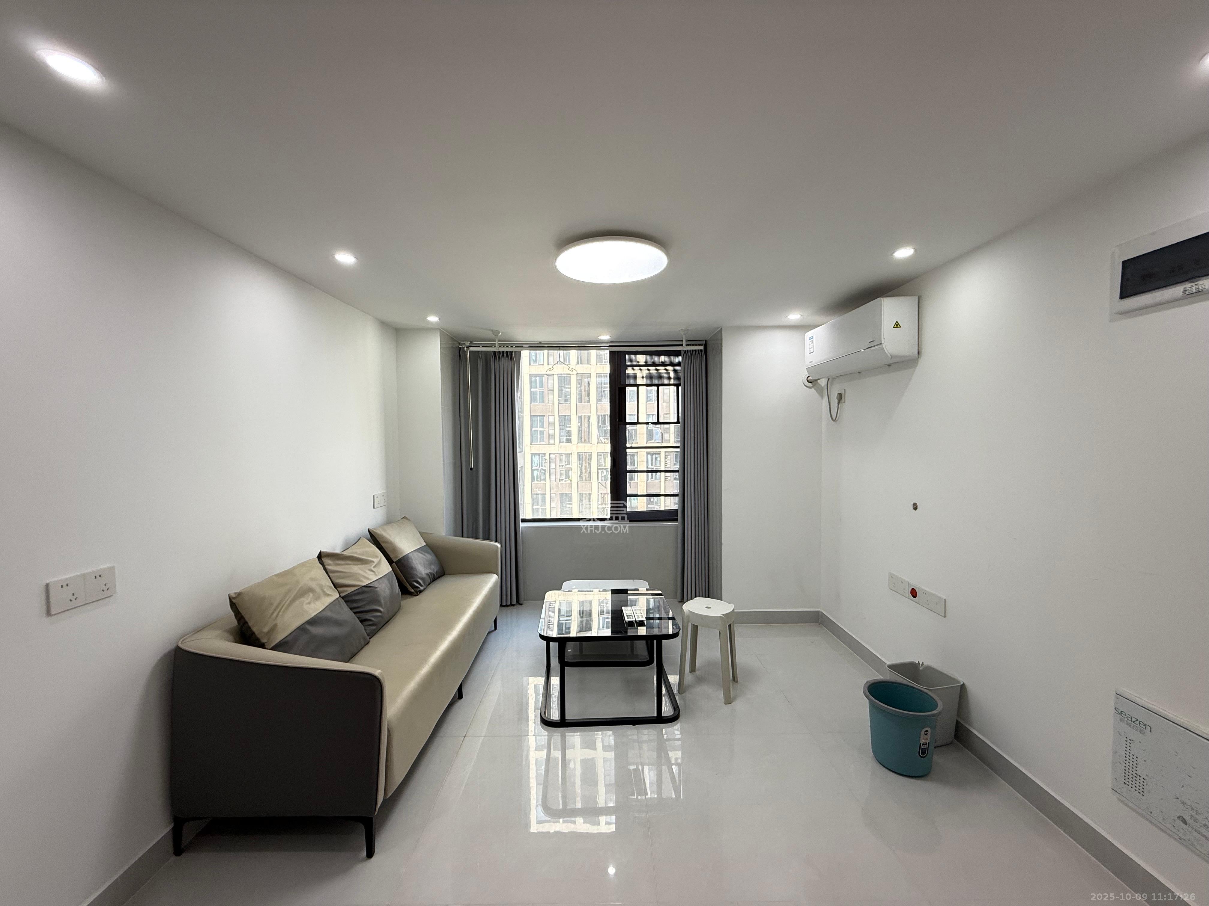 新城悦隽公园  2室1厅1卫    1700.0元/月