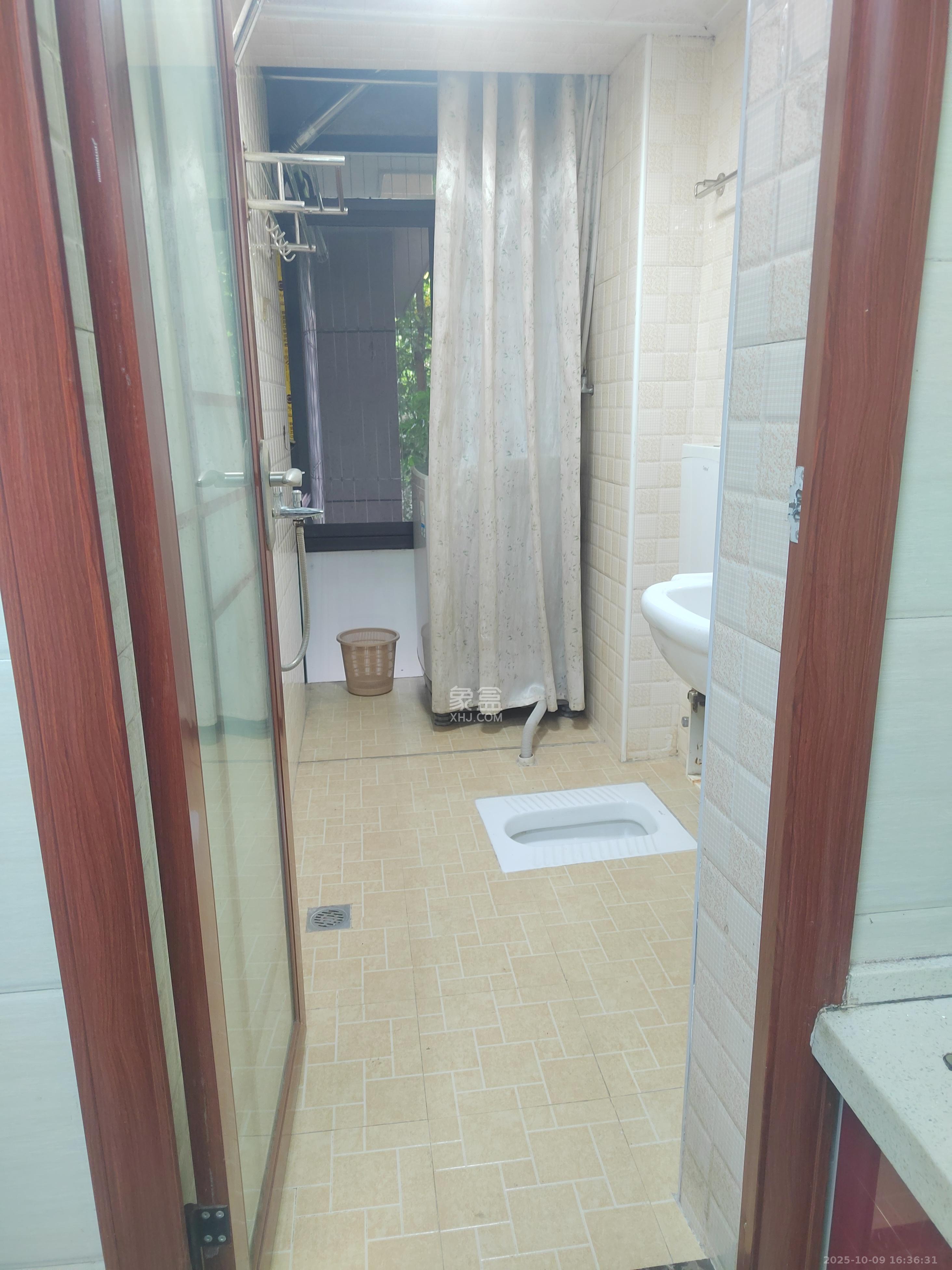 旭辉御府  1室1厅1卫    1300.0元/月室内图