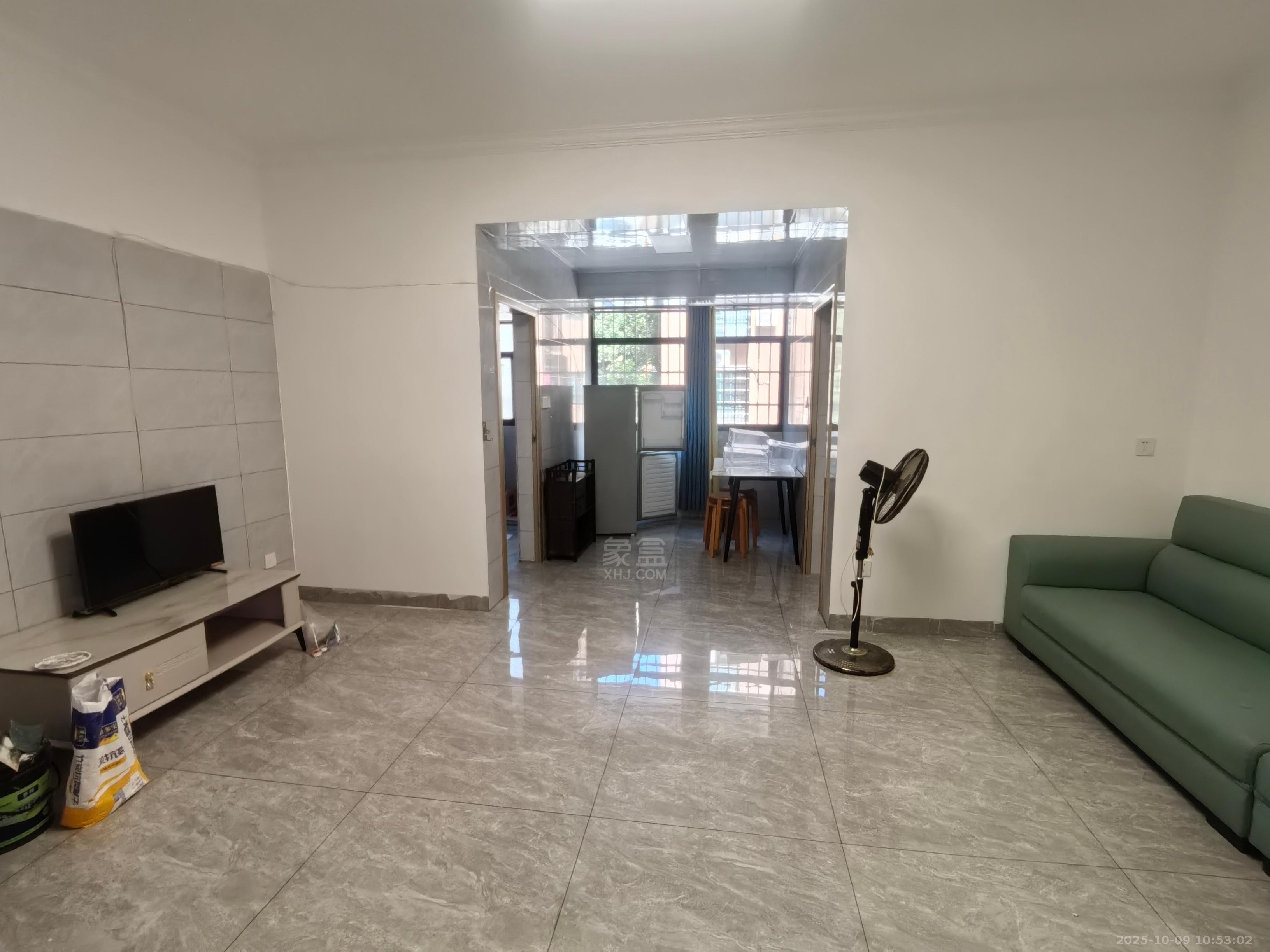 保健巷  2室1厅1卫    1000.0元/月室内图