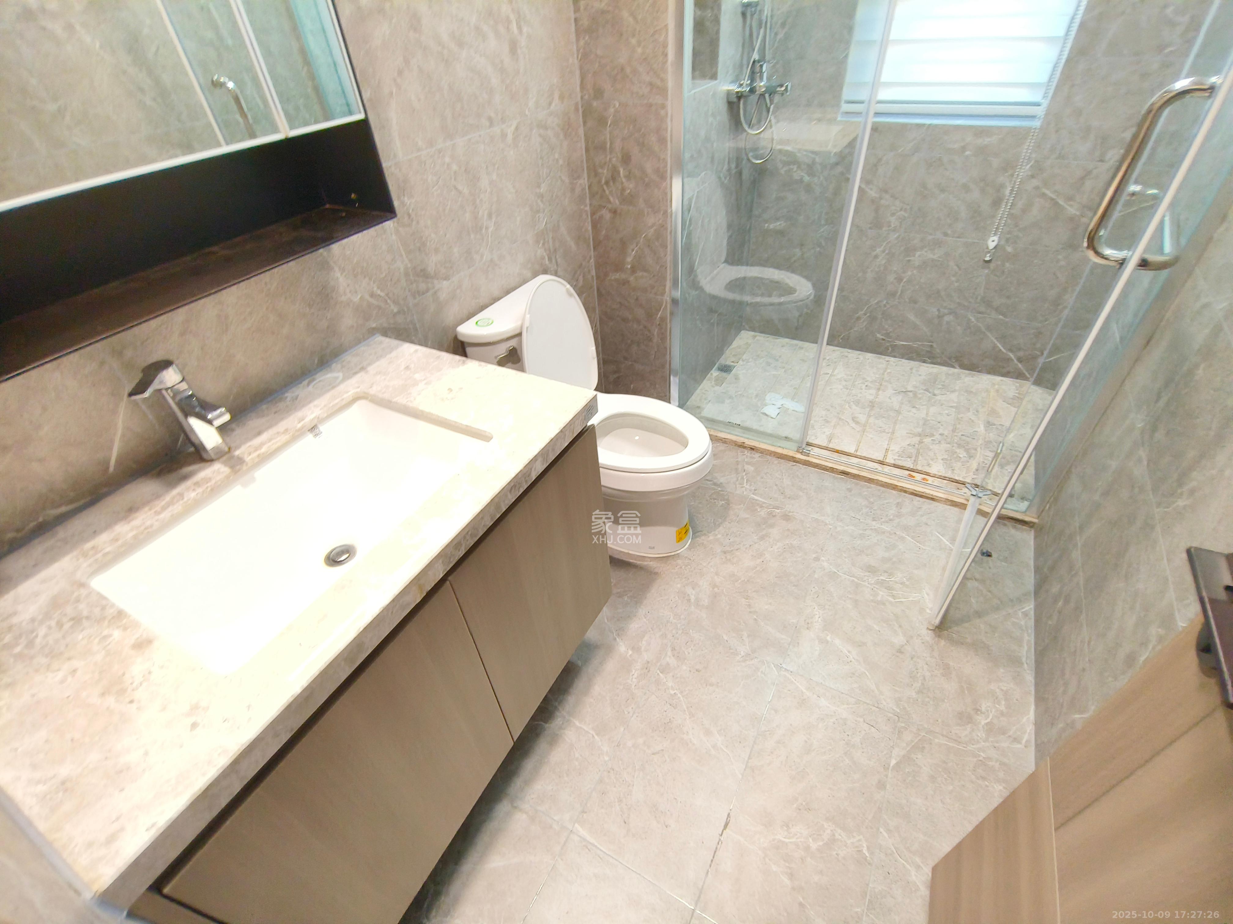 阳光城翡丽云邸  4室2厅2卫    3700.0元/月室内图